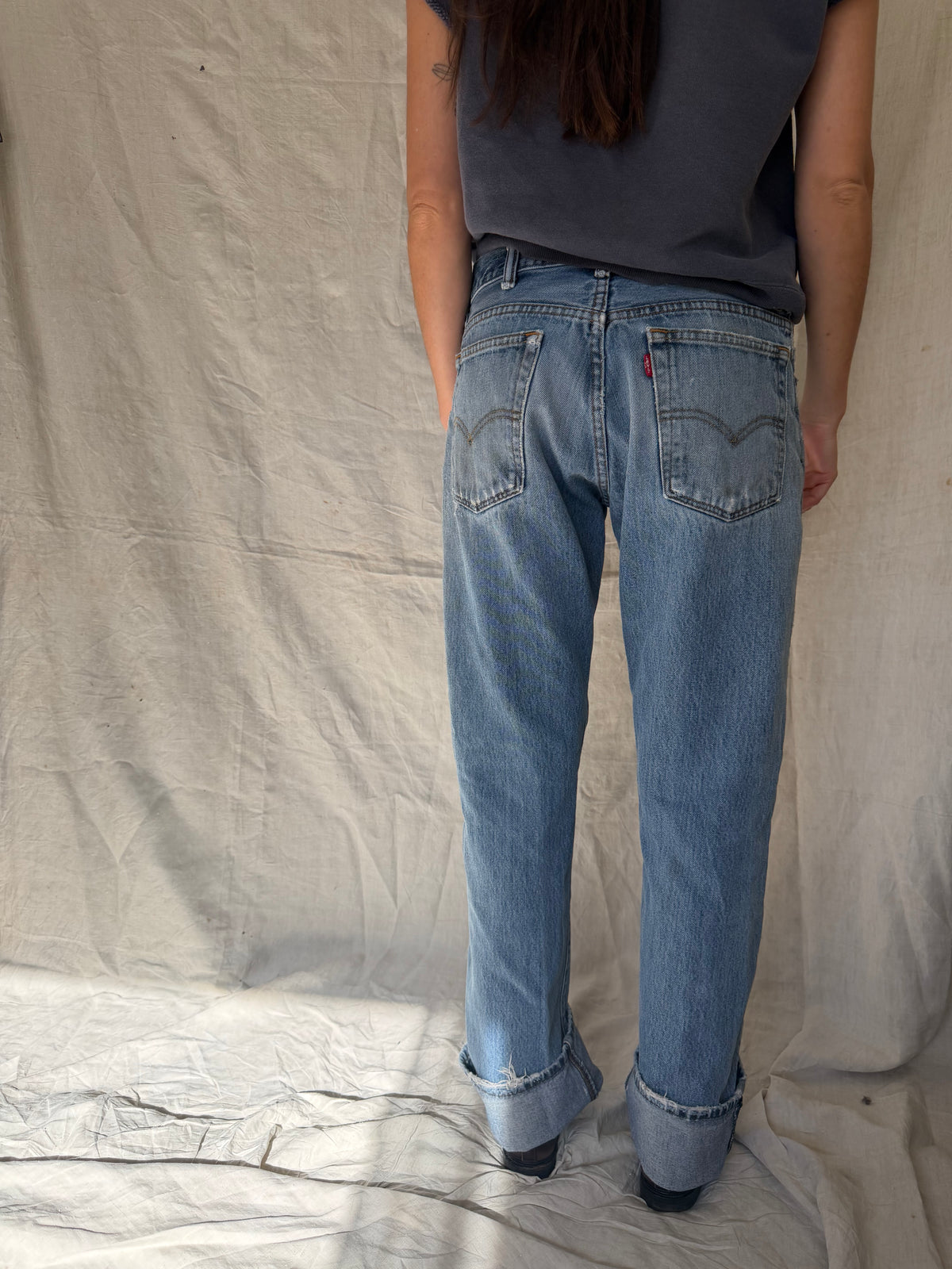Medium/Light Wash Distressed Levi’s 517 06