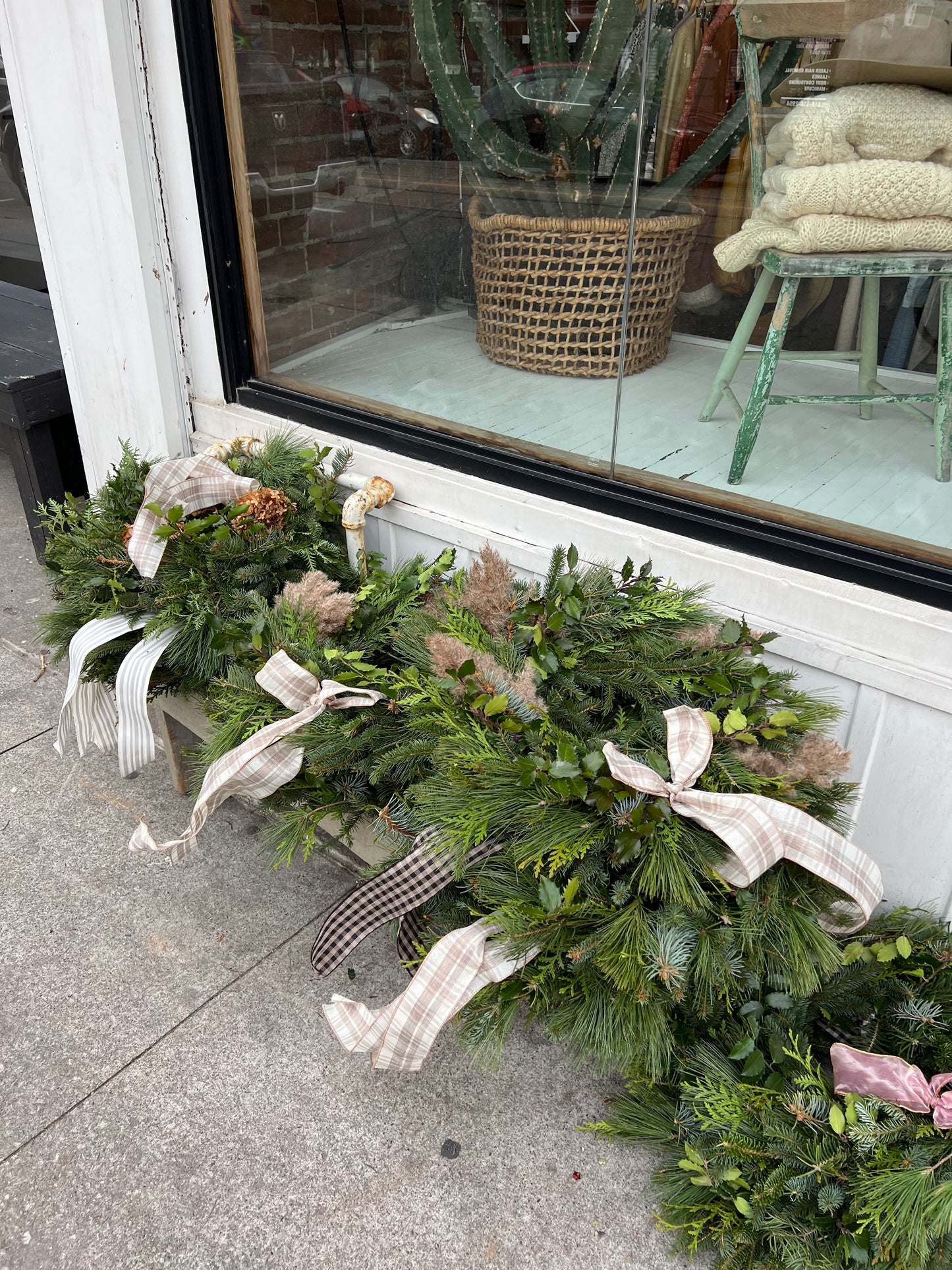 Wreath Decorating Eve