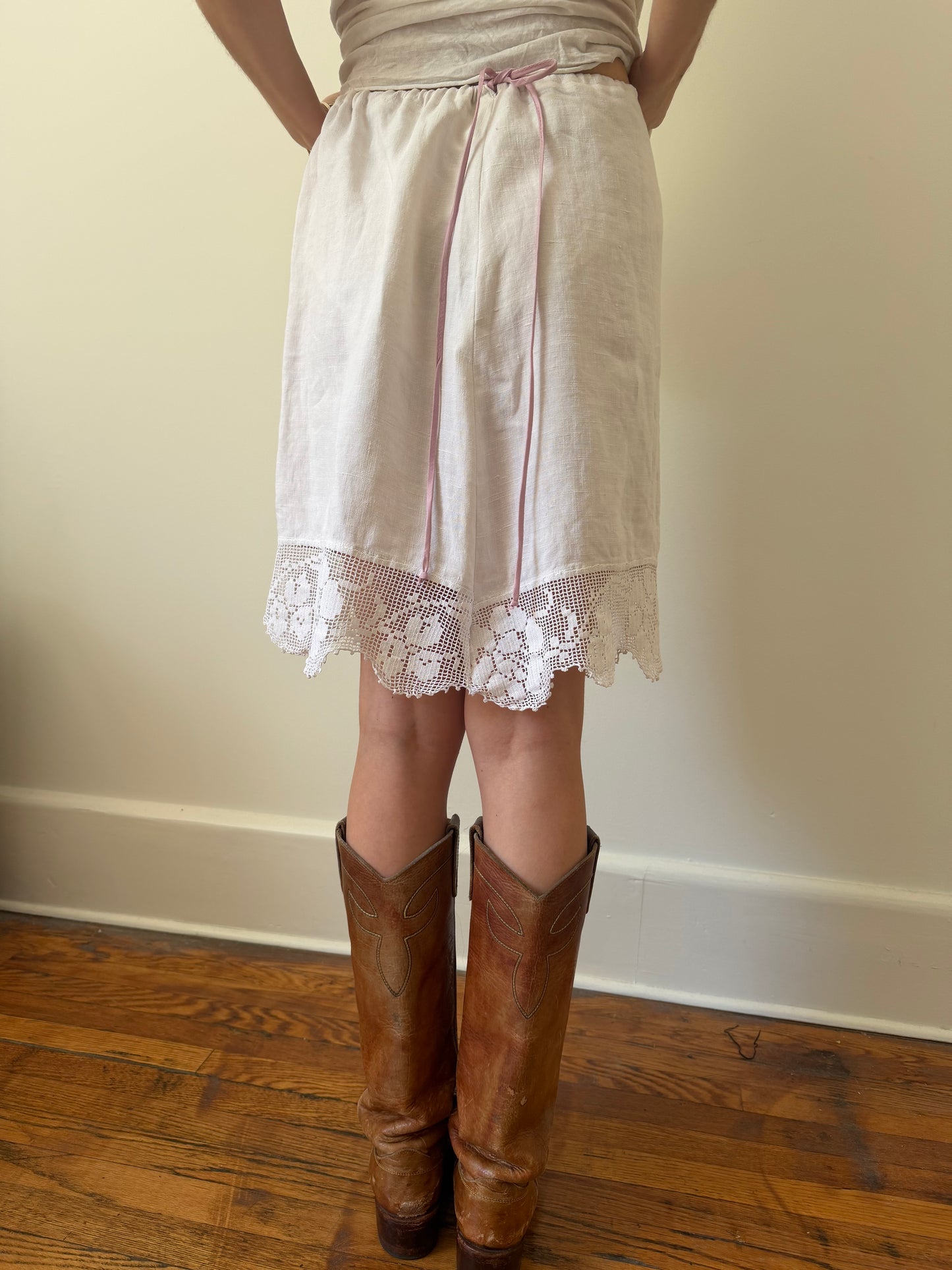 Reworked Linen Skirt With Vintage Lace