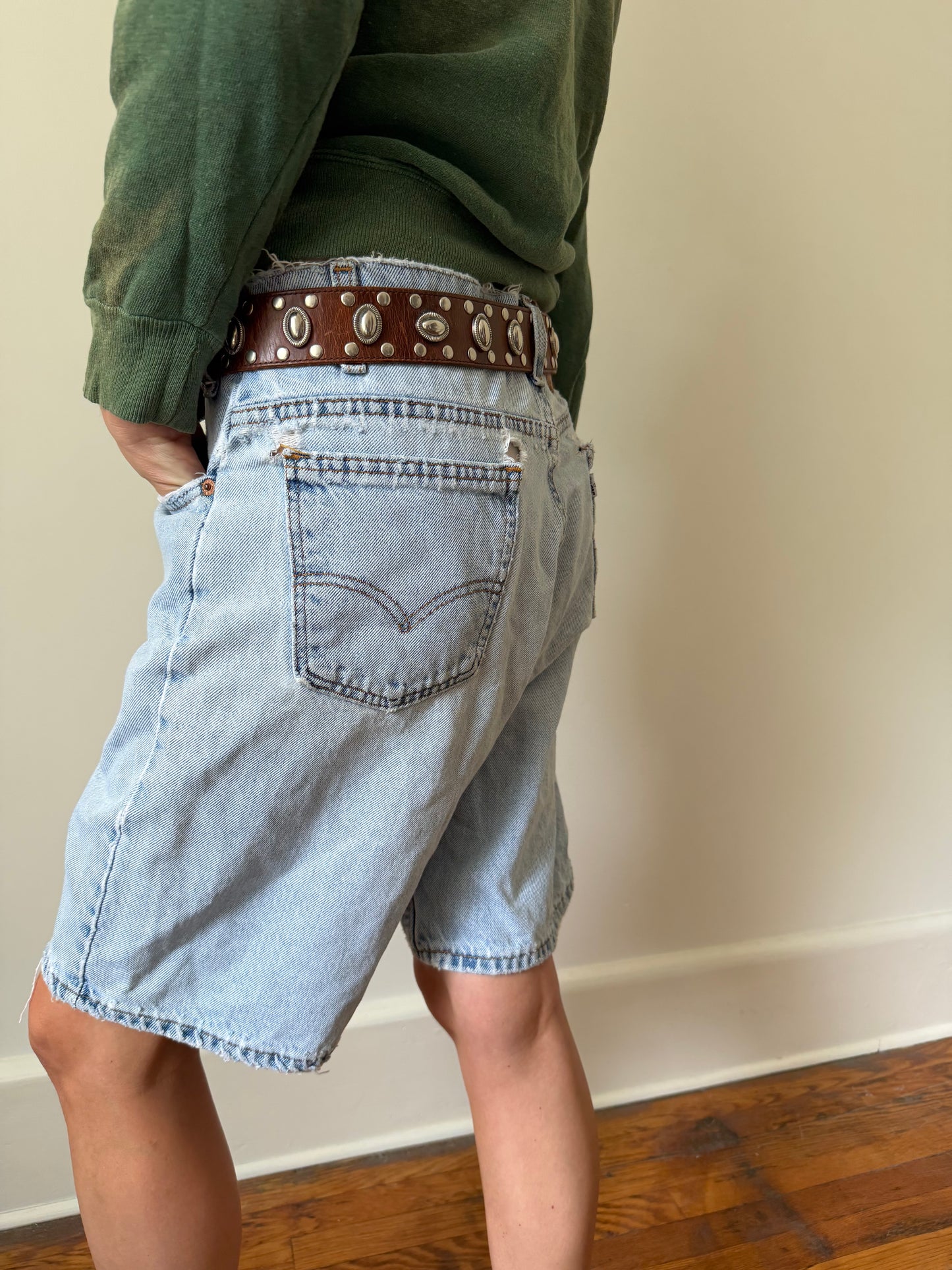 Levi’s 505 Regular Fit Distressed Lightwash Long Denim Shorts