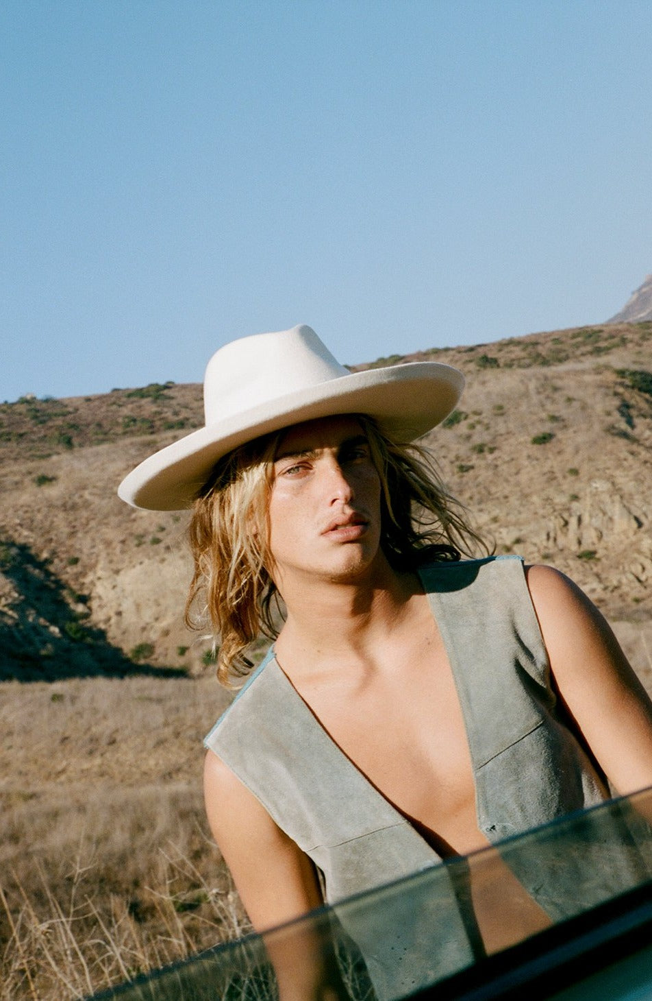 Melodic Fedora In Ivory By Lack of Color