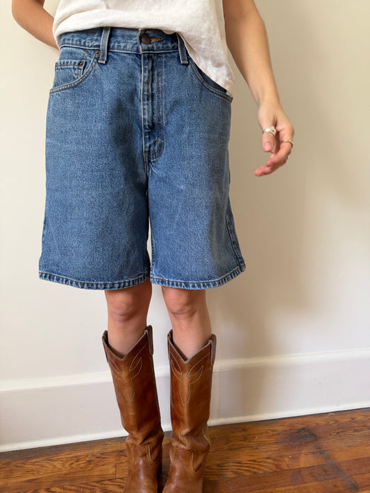 Medium Wash Relaxed Fit Levi’s Shorts