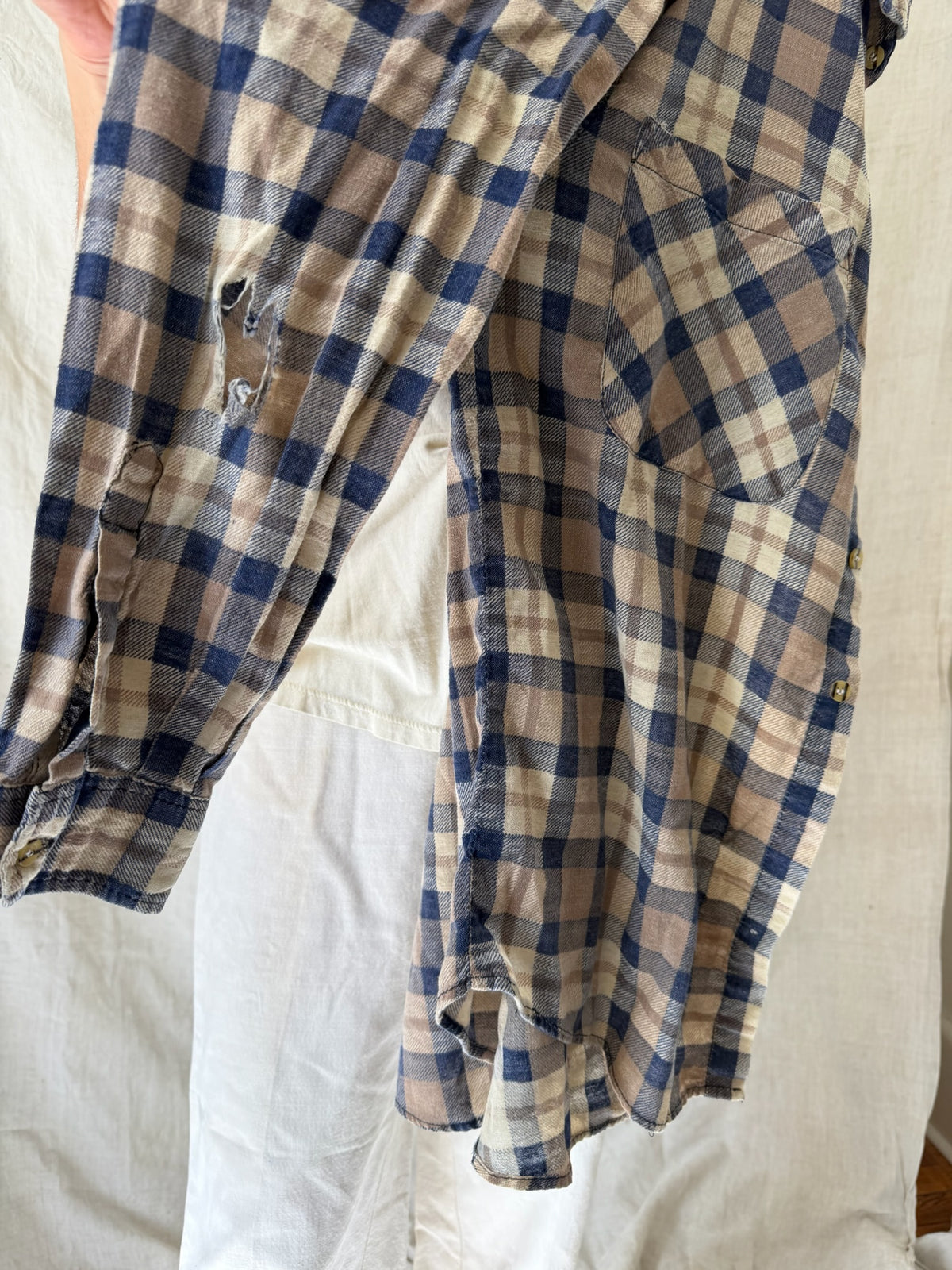 Super Thin Tan + Blue Flannel