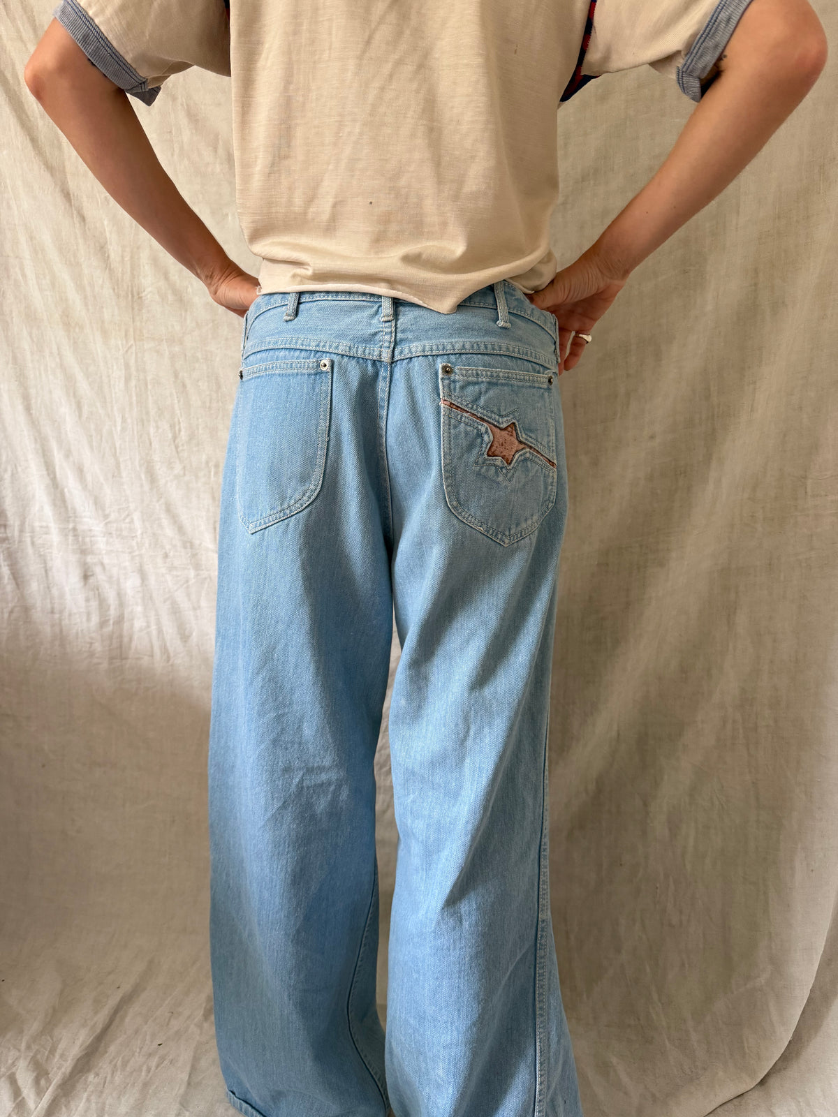 Lightwash Wide Leg Star Denim
