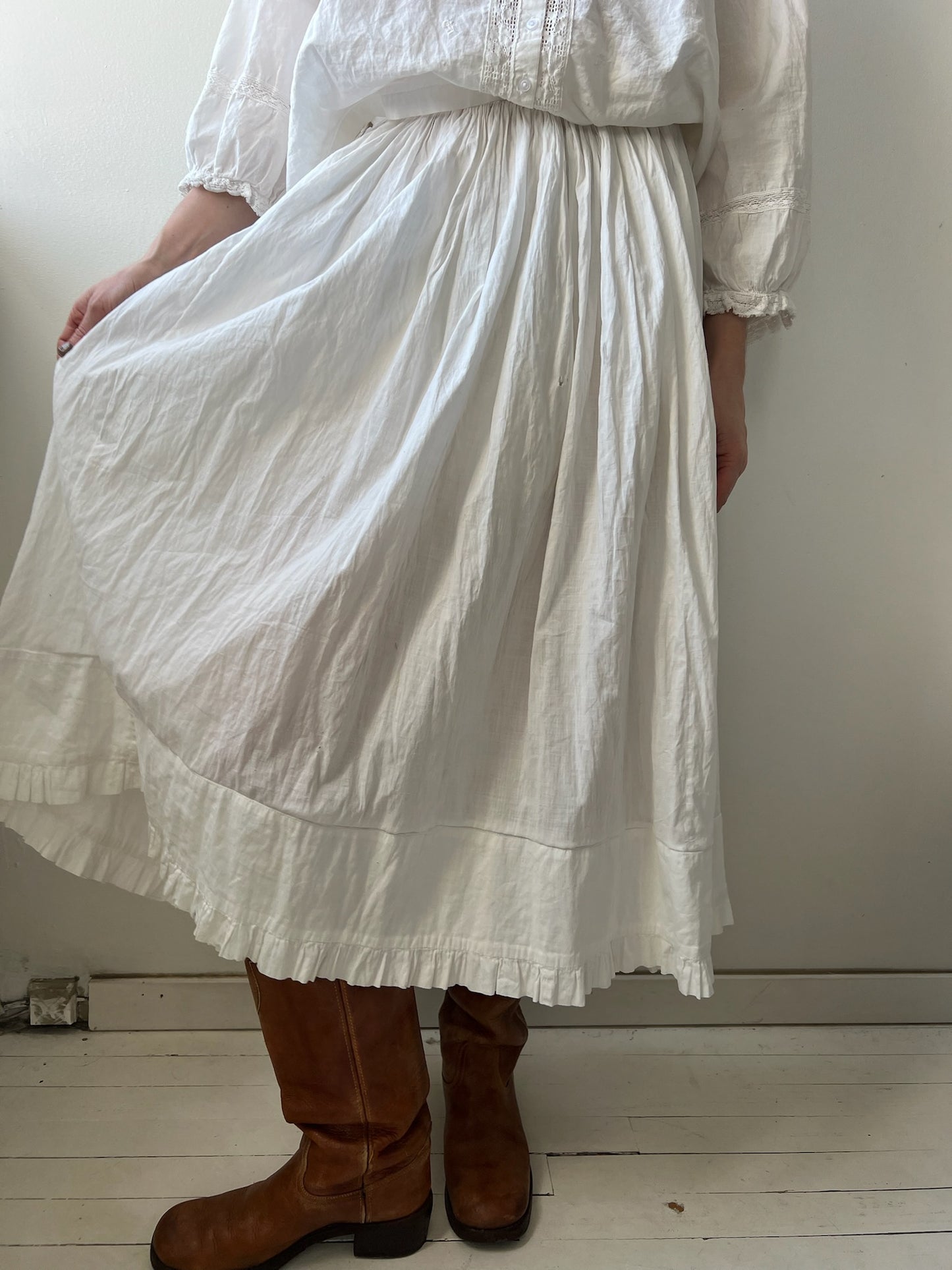 White Victorian Ruffled Long Skirt