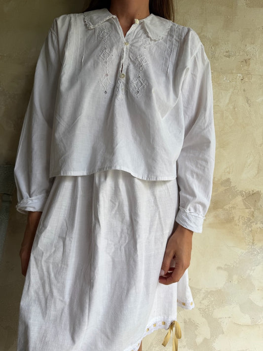 Antique Italian Blouse 01