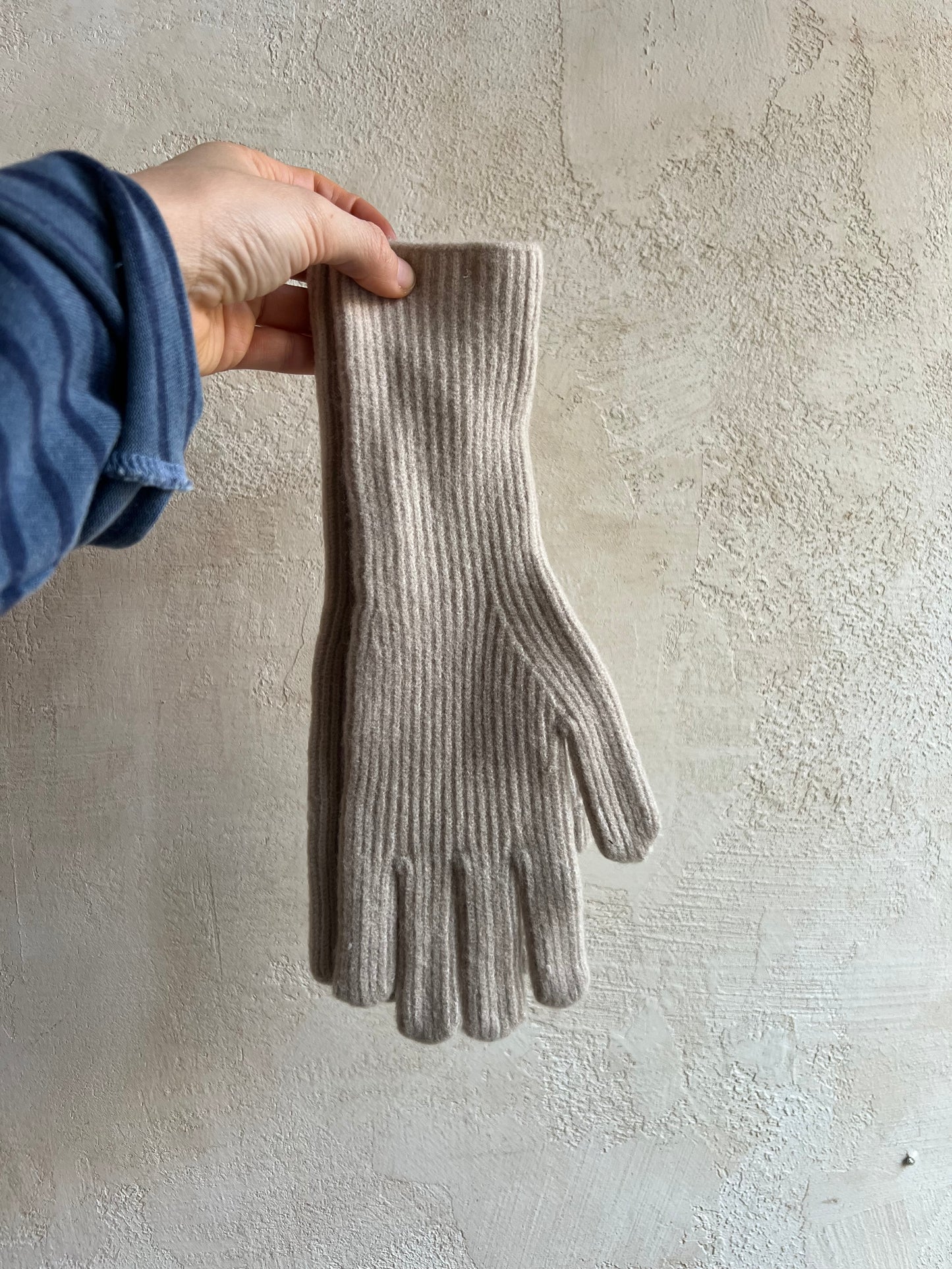 Fuzzy Wool Gloves By Billy Bamboo