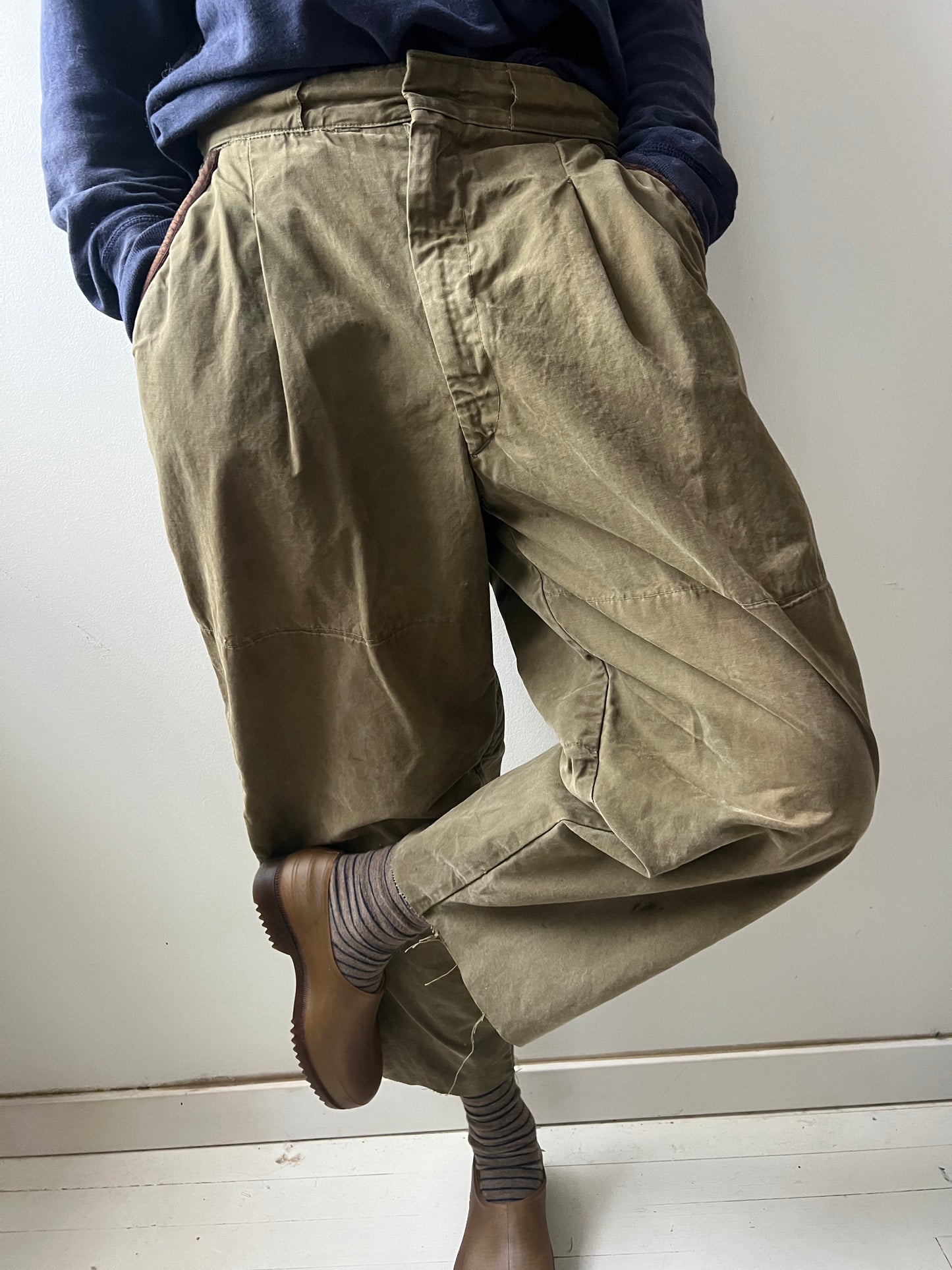 Green Cropped Military Trouser