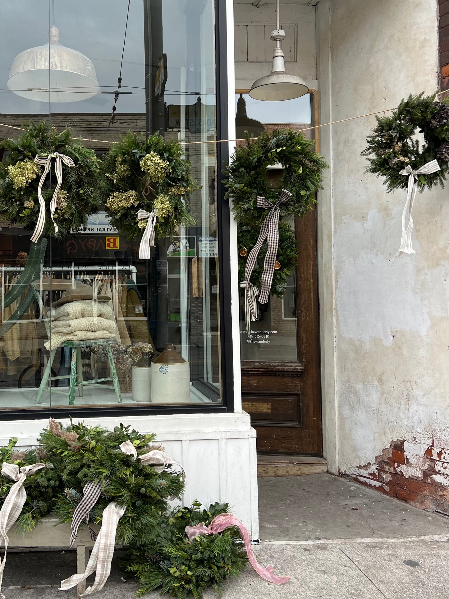 Wreath Decorating Eve