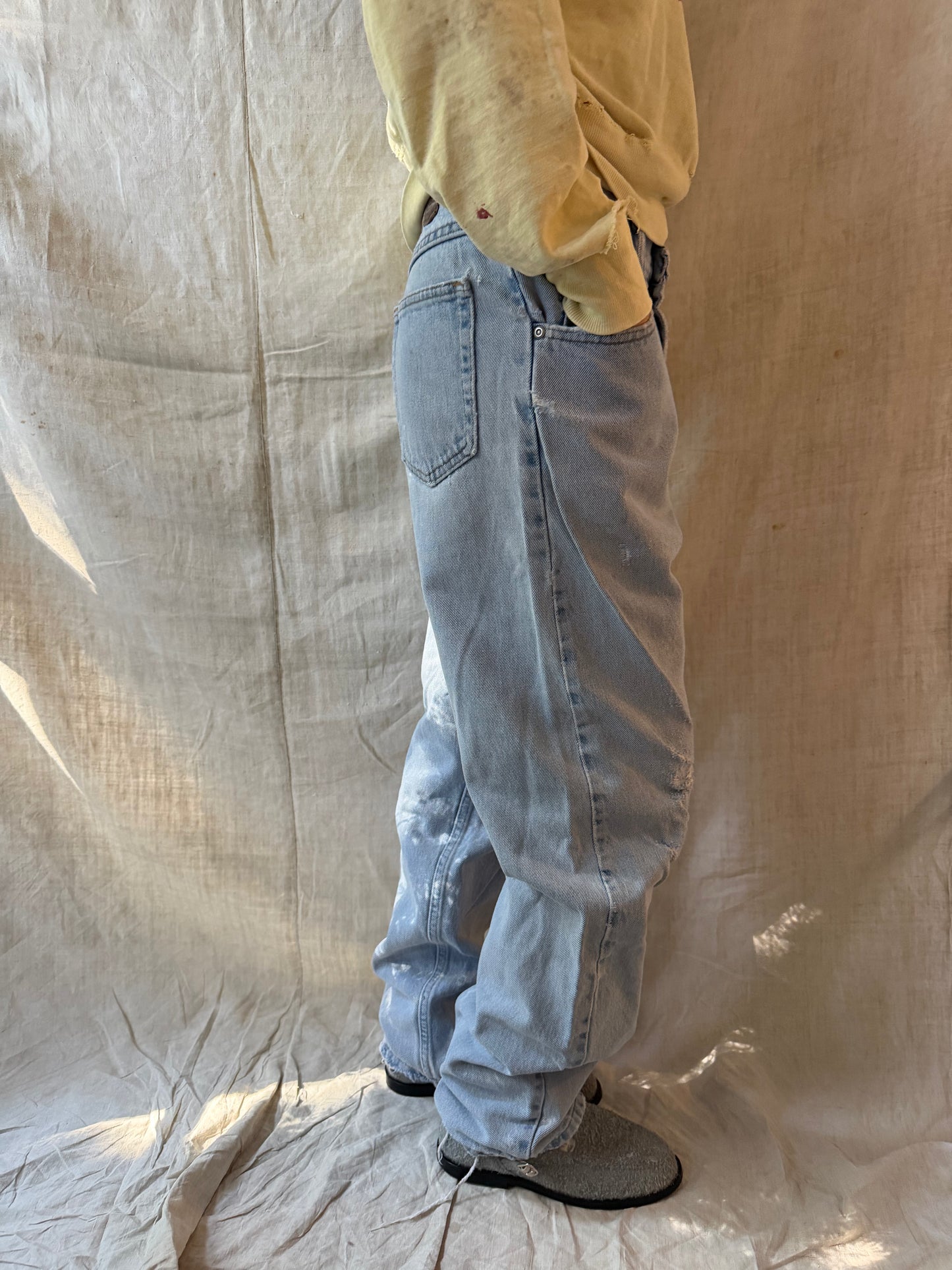 Lightwash Distressed Wrangler Denim