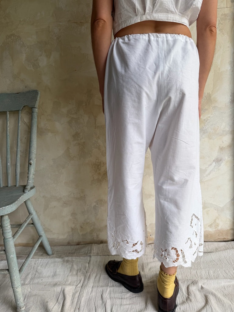 Handmade Floral Cutout Bloomer Pants 01