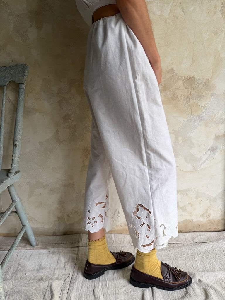 Handmade Floral Cutout Bloomer Pants 01