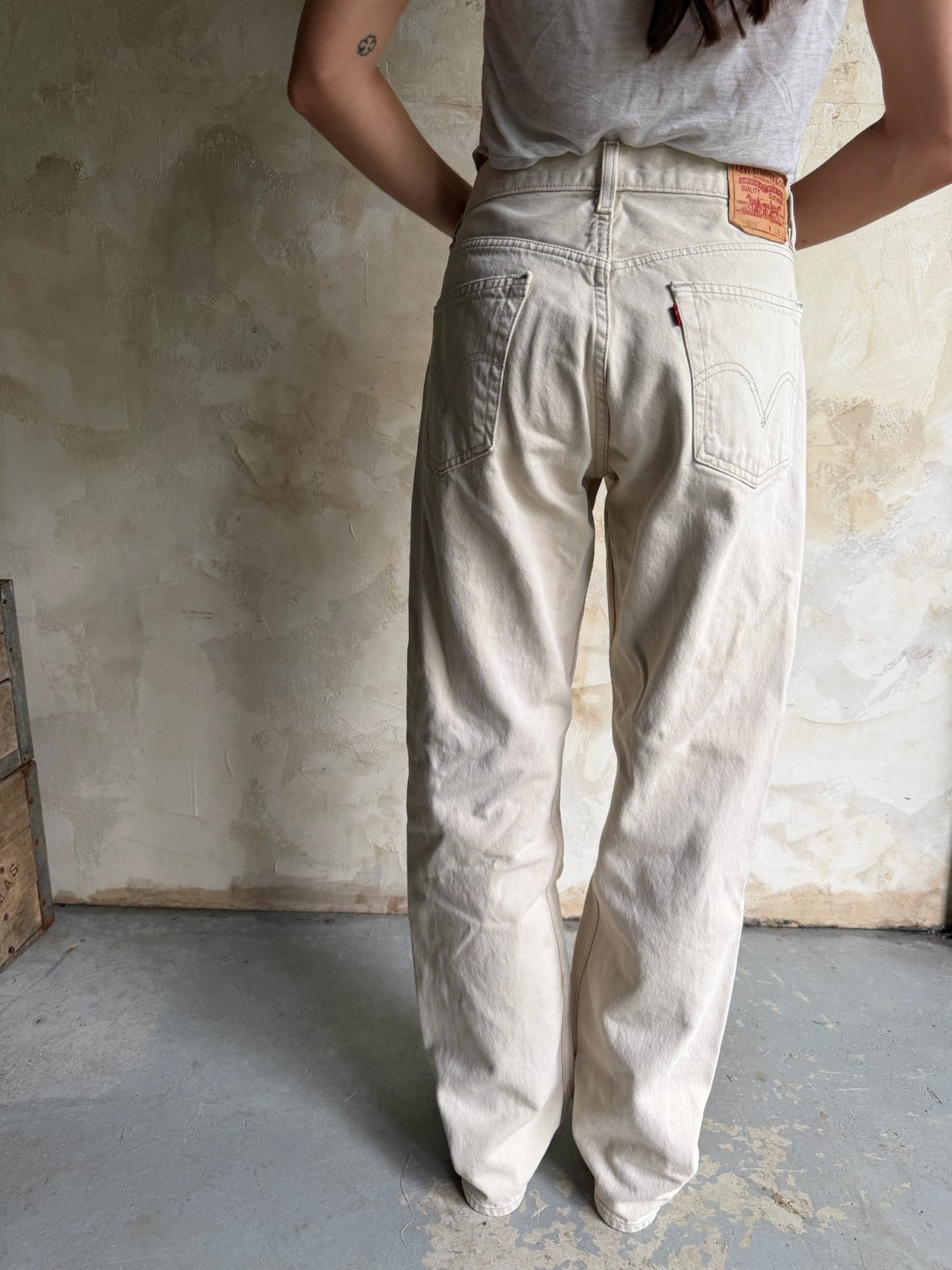 Natural Levi’s 505 Denim