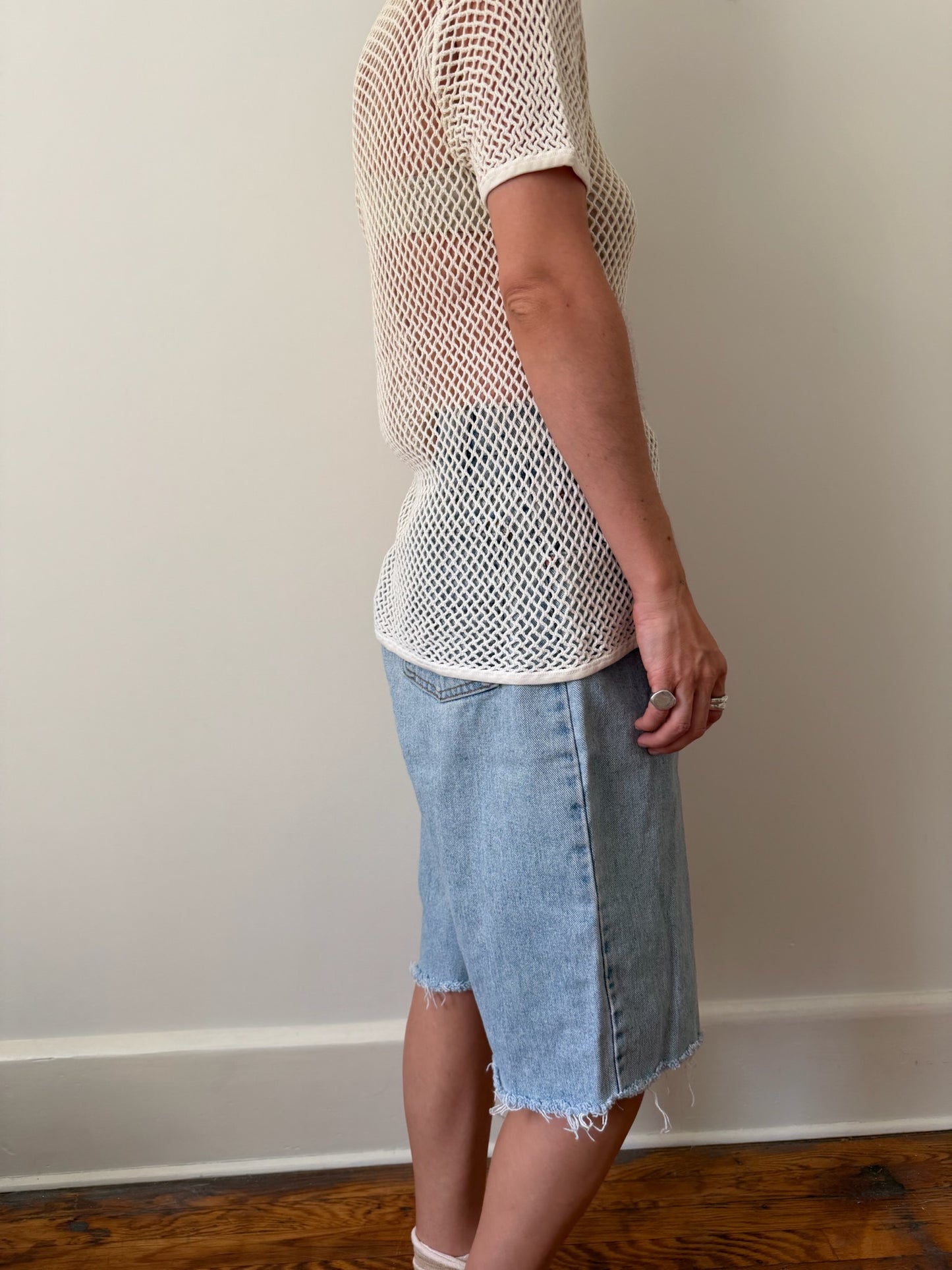 Cream Cotton Fishnet Tee 02