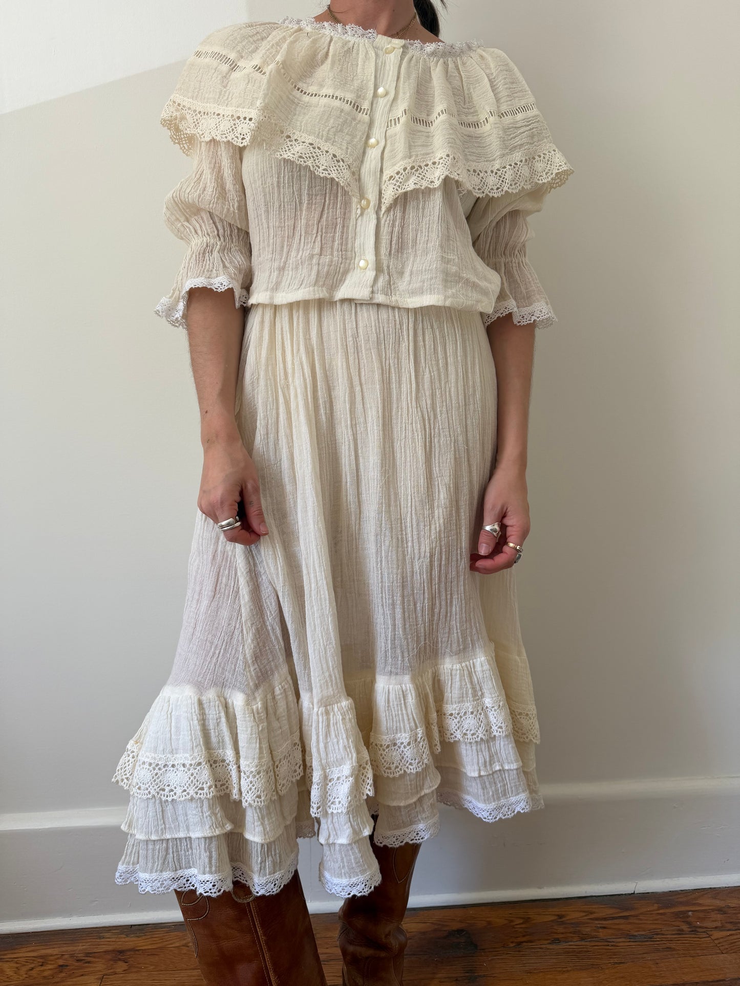 Two Piece Elastic Gauzy Cotton Set