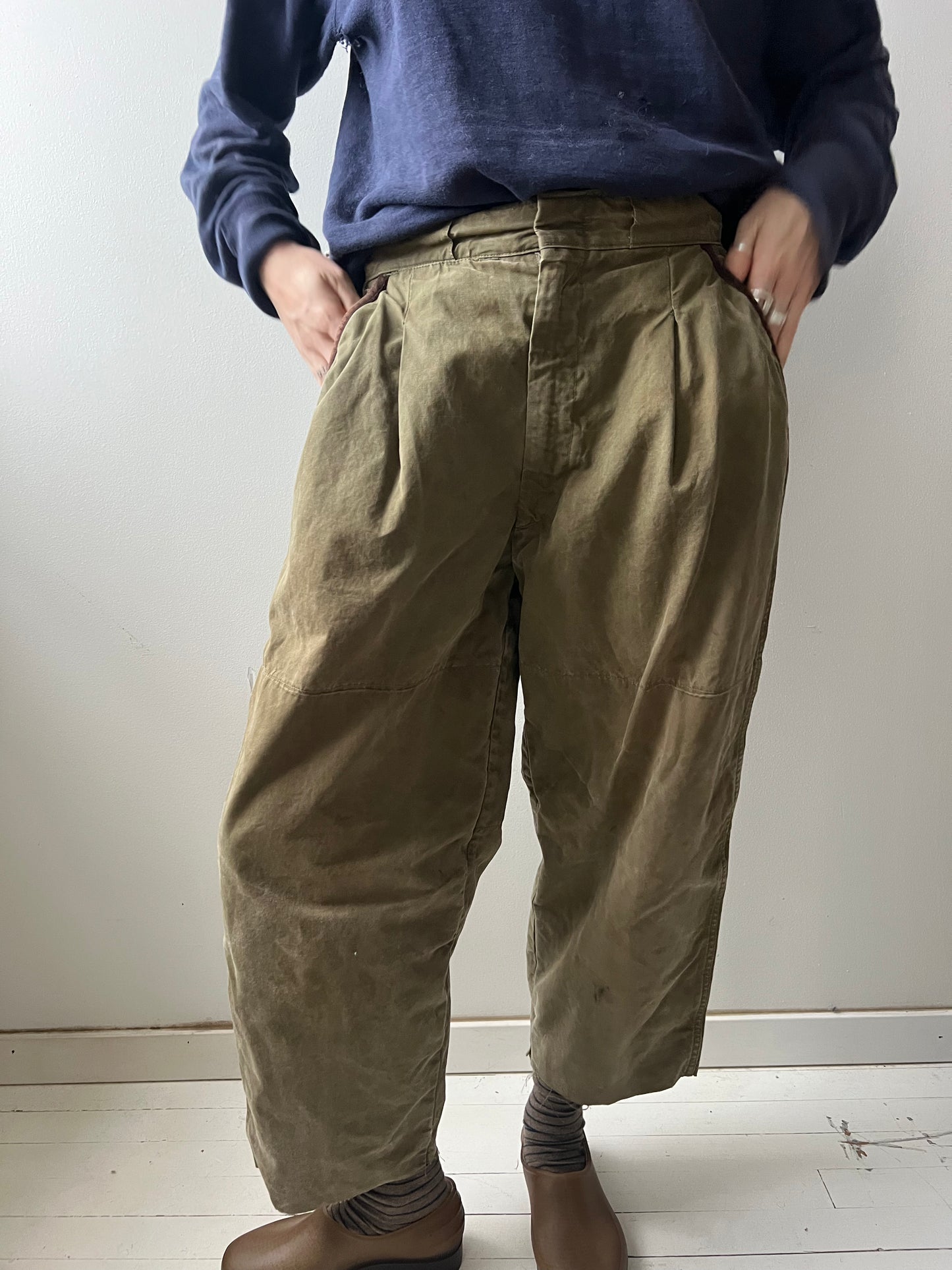 Green Cropped Military Trouser