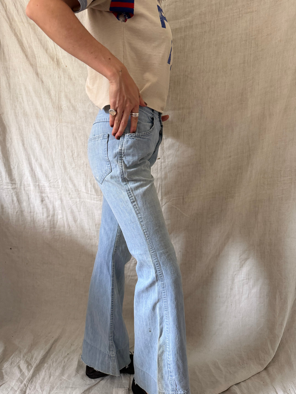 Lightwash 70s Flares