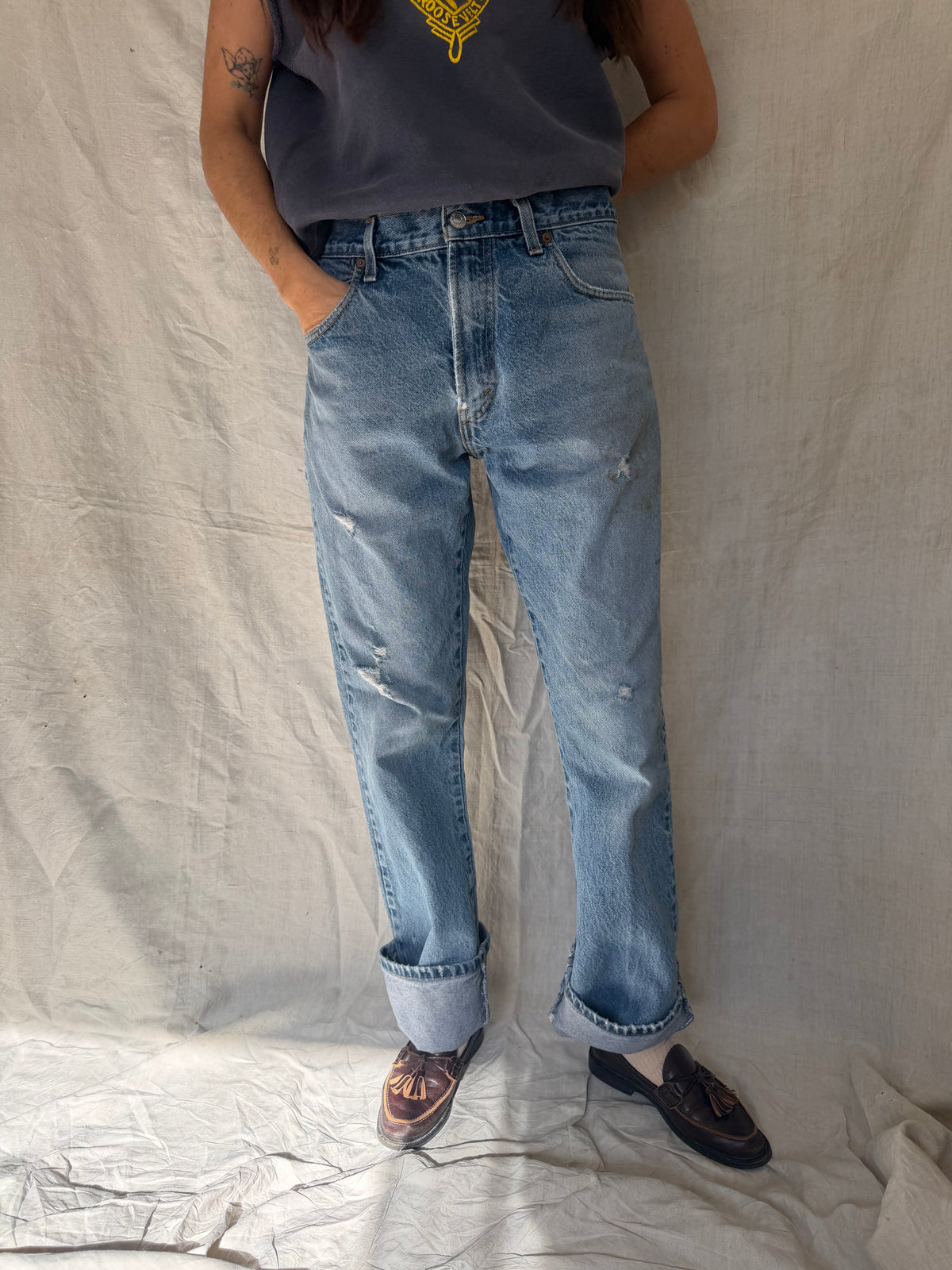 Medium/Light Wash Levi’s 517 07
