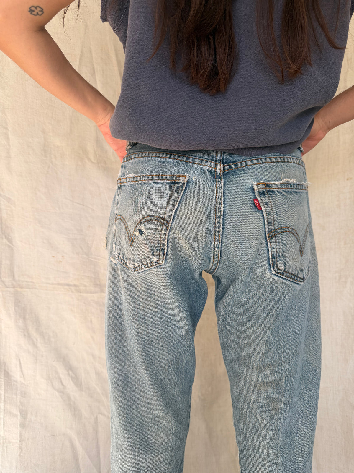 Distressed Levi’s 517 01