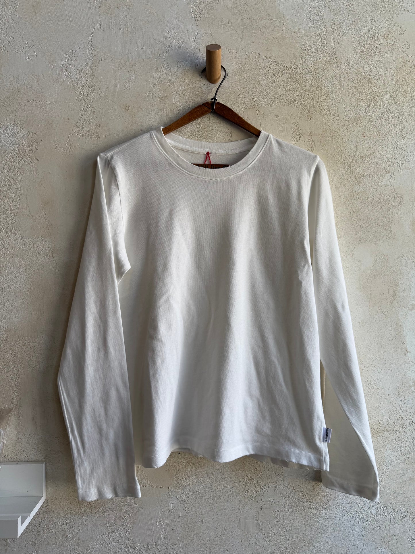 Everyday Long Sleeve Tee in Vintage White by Le Bon Shoppe