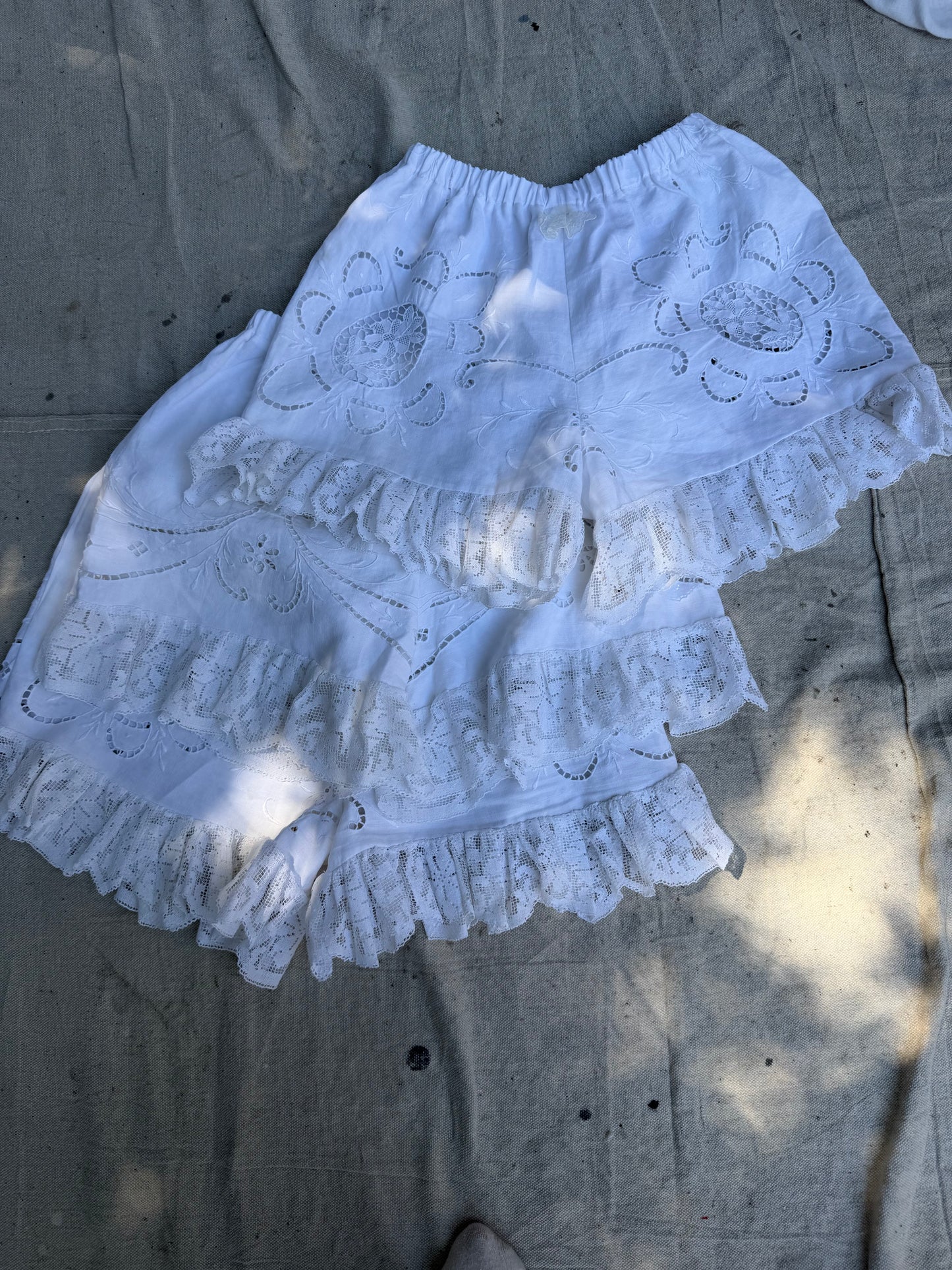Wanderly Eyelet + Lace Ruffle Bloomer