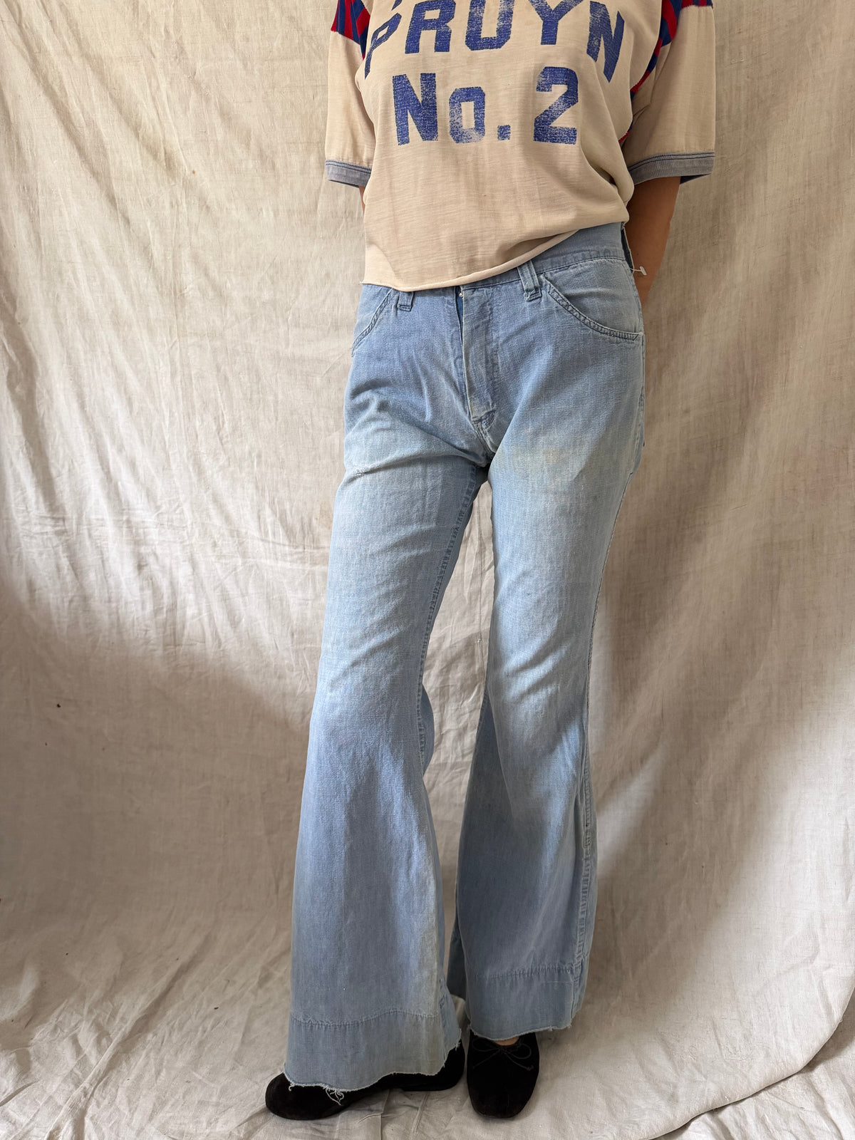 Lightwash 70s Flares