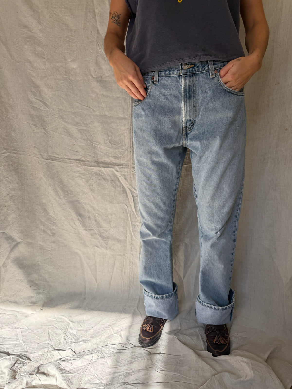 Light wash Levi’s 517 10