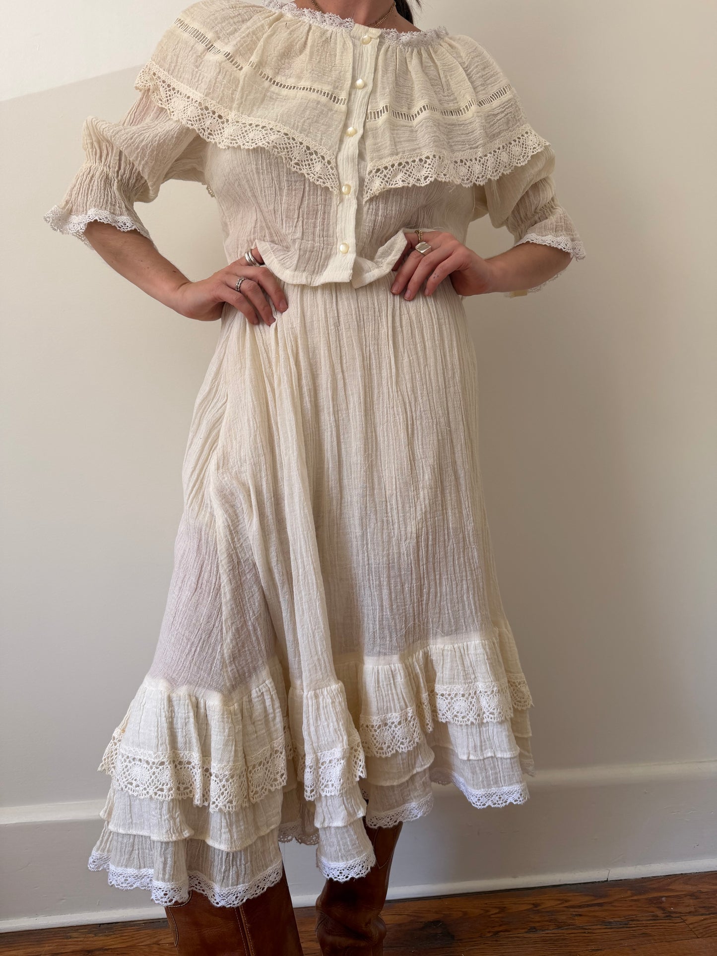 Two Piece Elastic Gauzy Cotton Set
