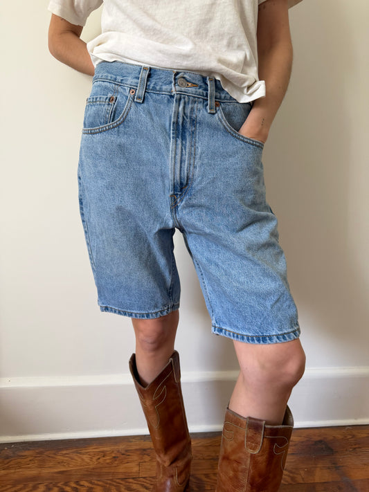 Light wash Levis 505 Denim Shorts