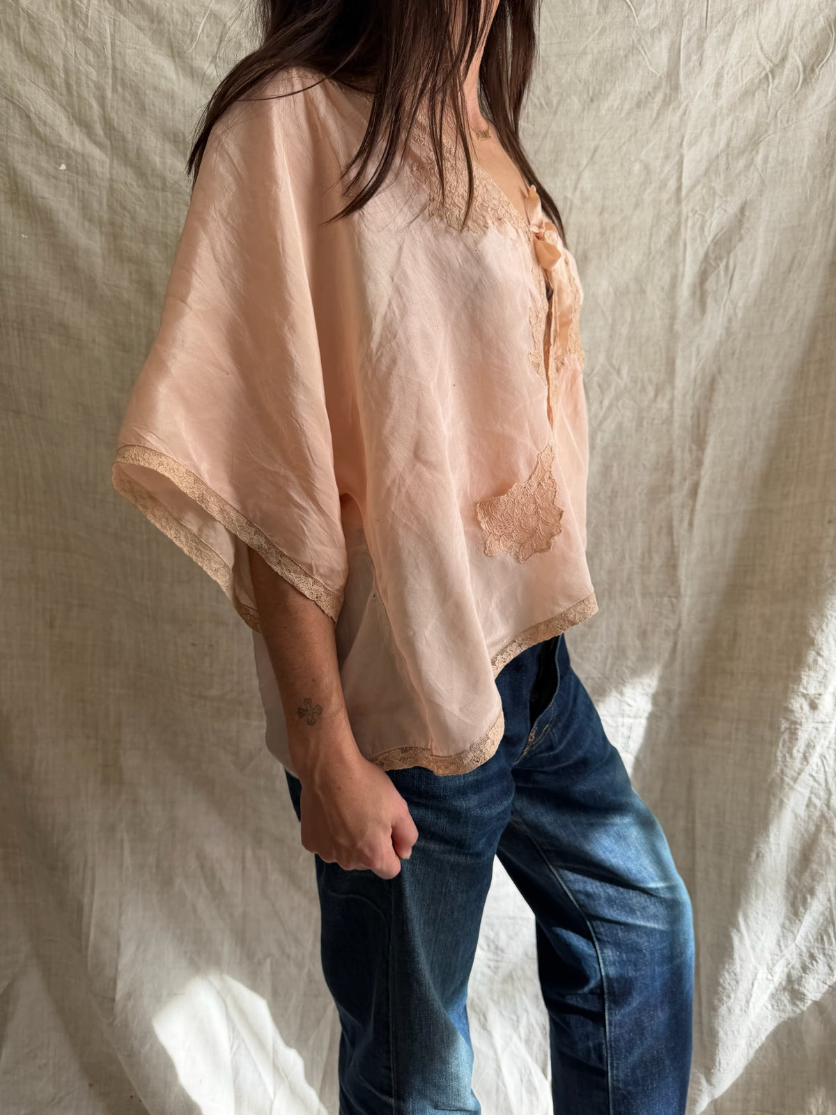 1930s Peach Silk Bed Jacket