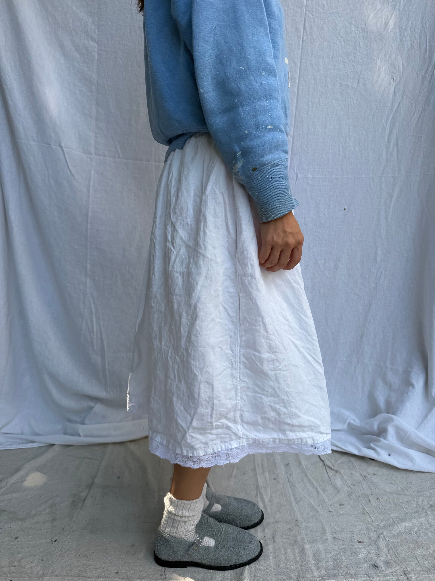 Antique Italian Linen Skirt w/ White Lace Trim