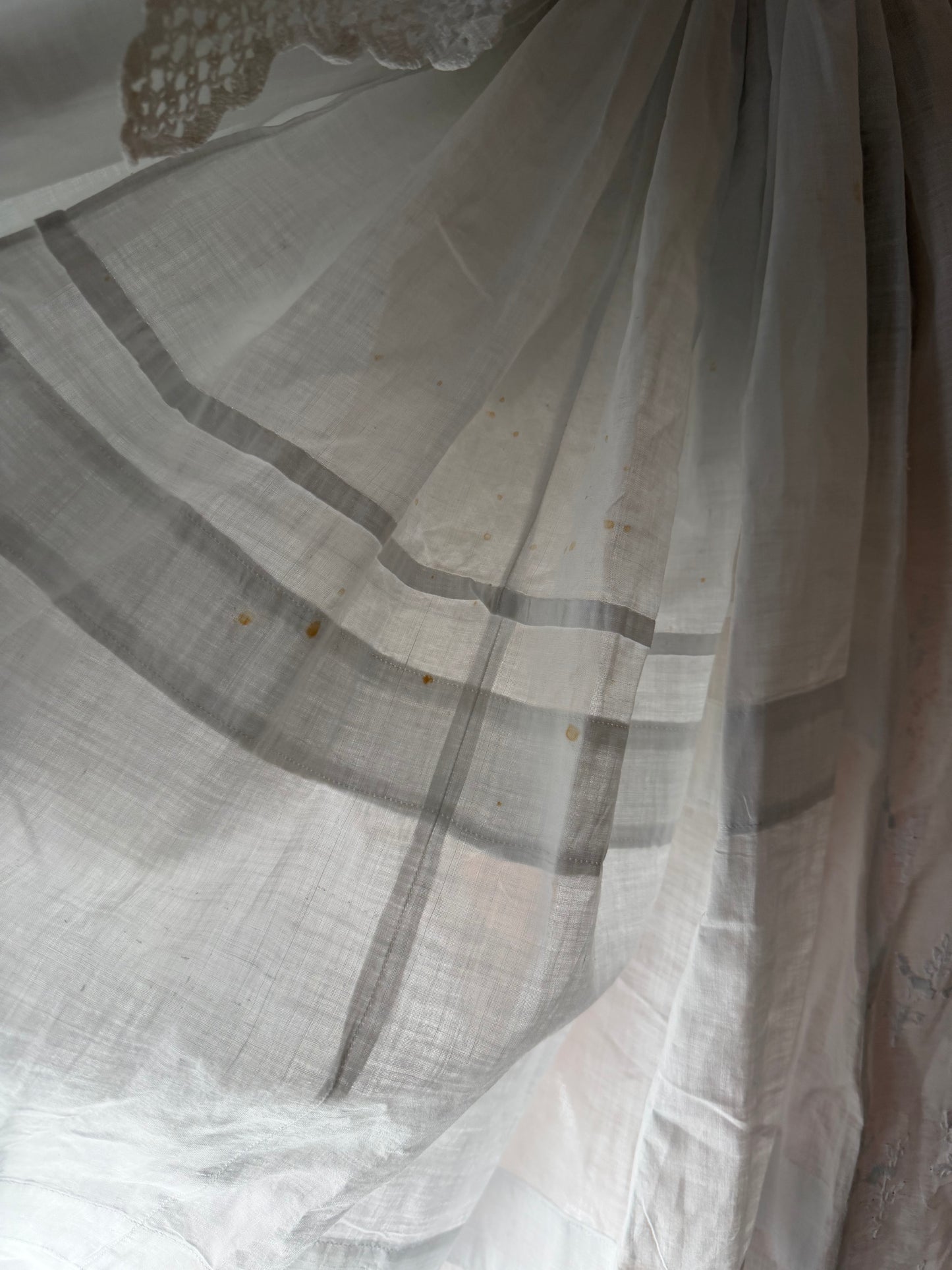 White Cotton Floral Embroidered Antique Long Skirt