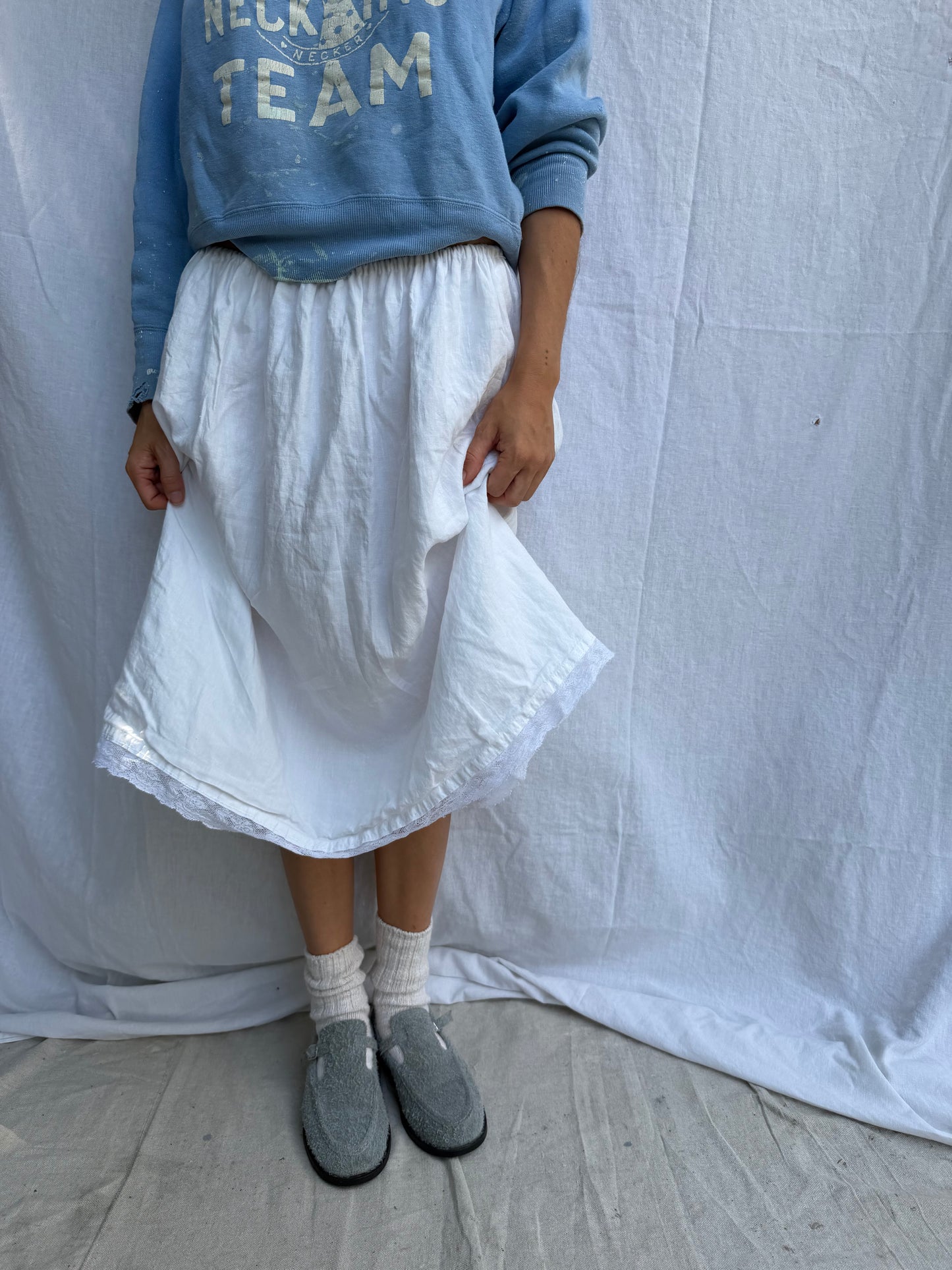 Antique Italian Linen Skirt w/ White Lace Trim