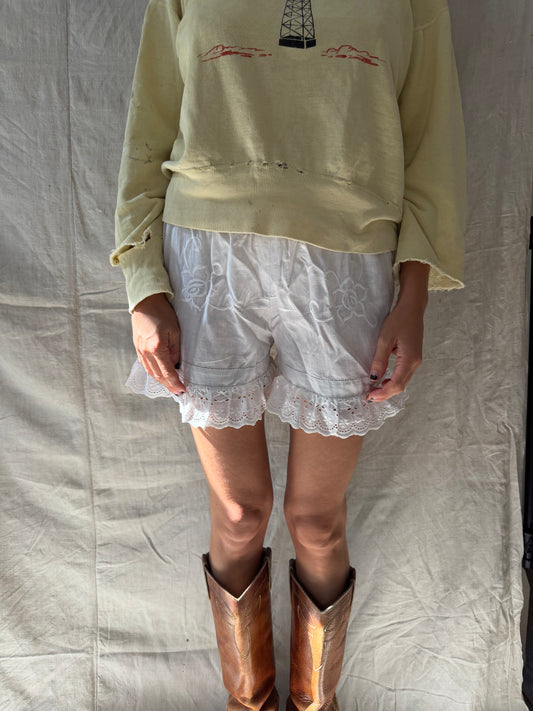 Wanderly White Embroidered Linen Bloomer