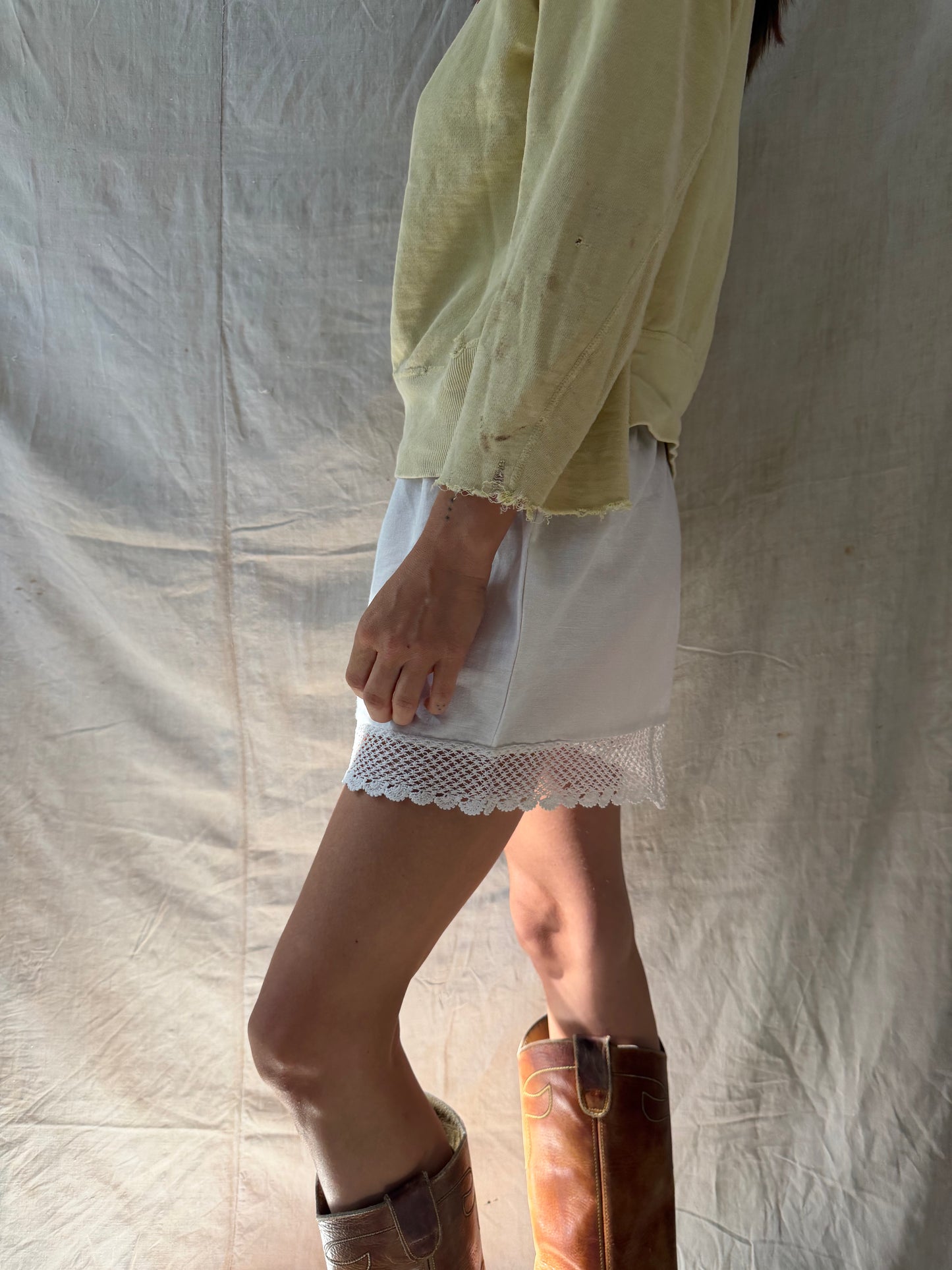 Wanderly Bloomer with Crochet Scalloped Trim