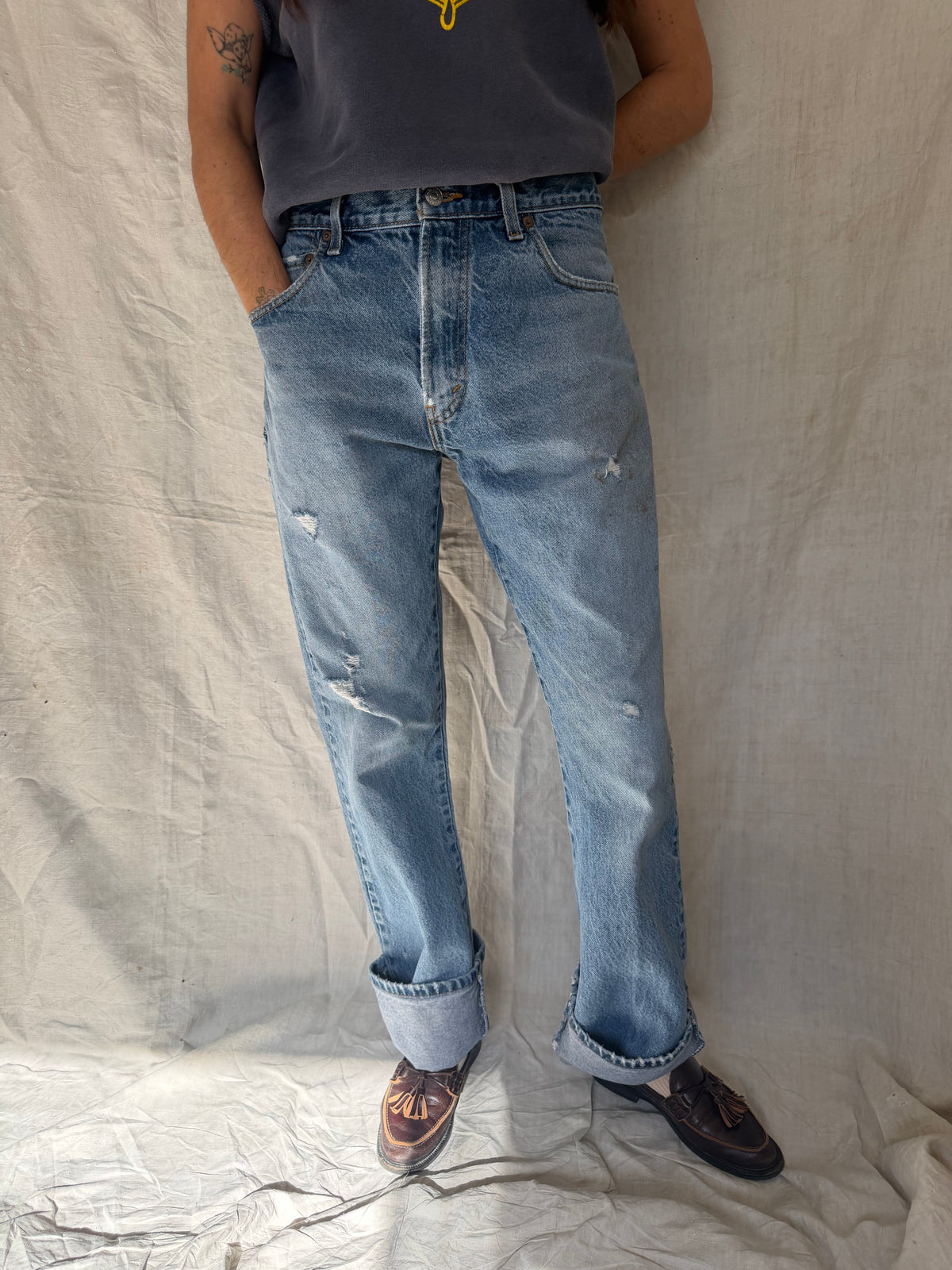 Medium/Light Wash Levi’s 517 07