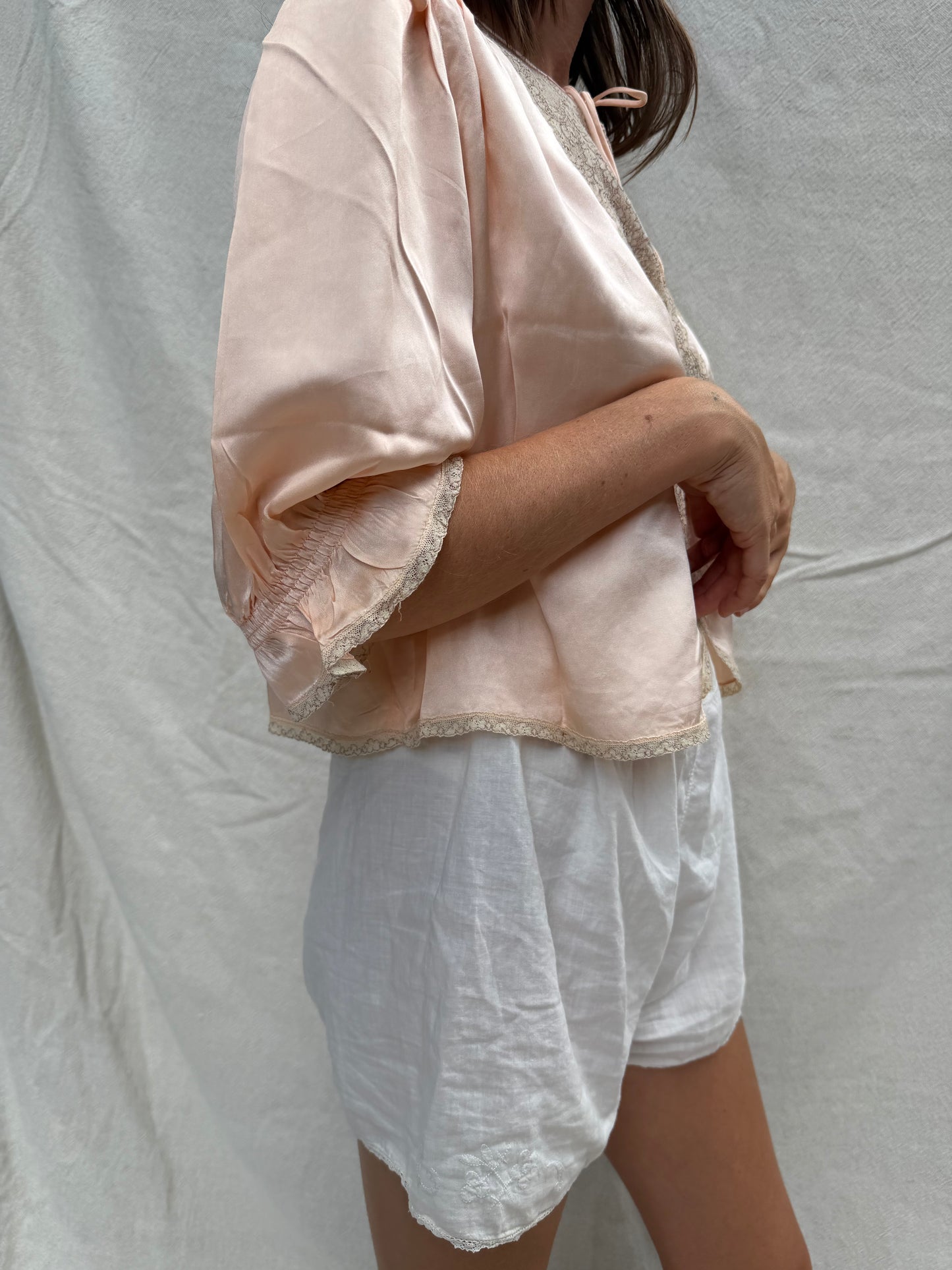 40s Peachy Satin Bed Jacket