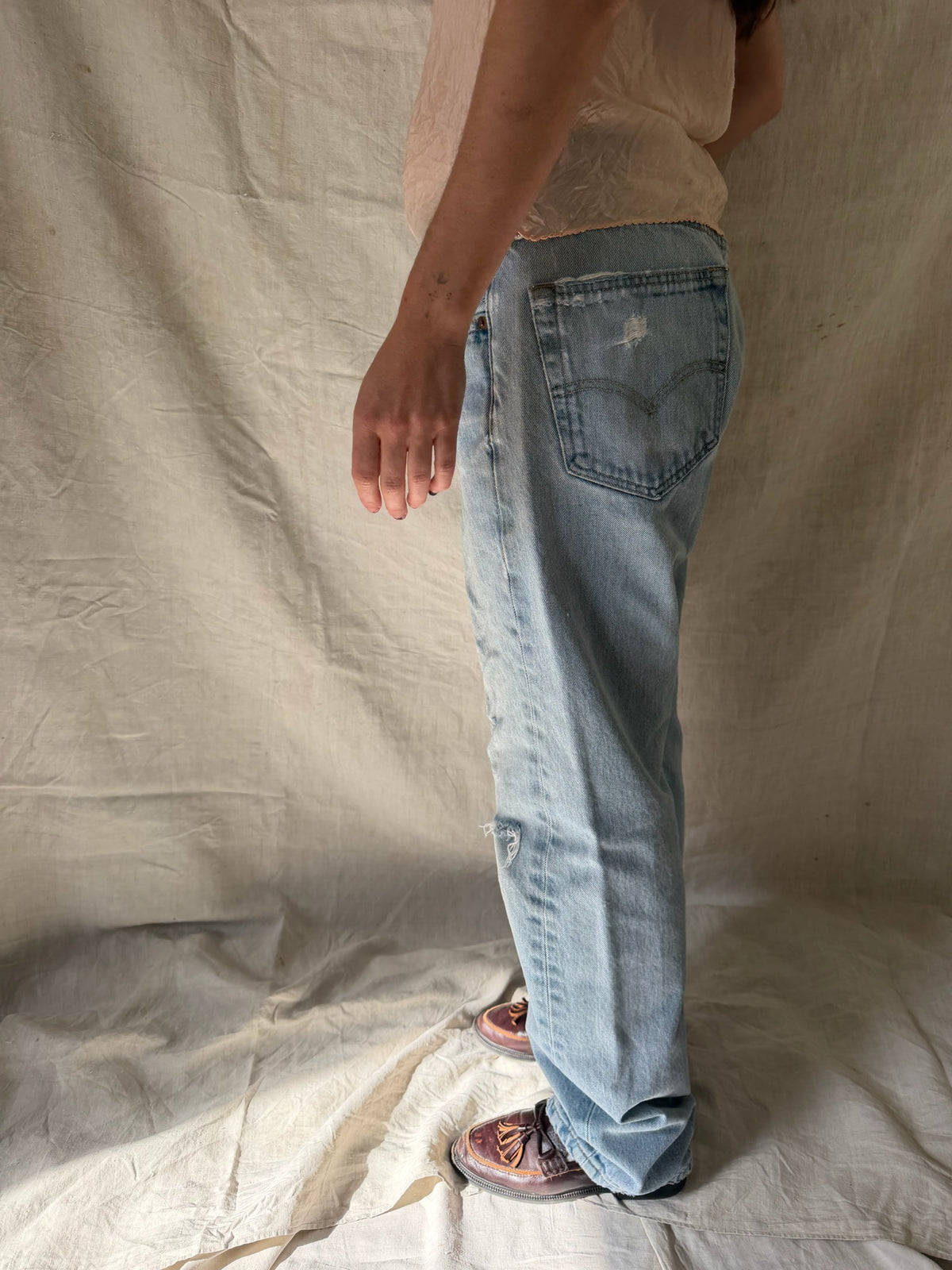 Distressed Light-Wash Levi’s 505