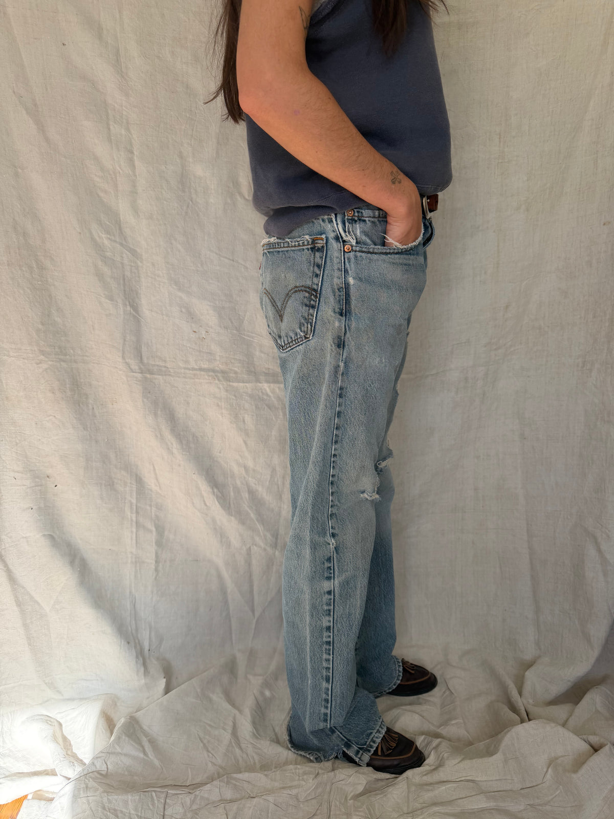Distressed Levi’s 517 01