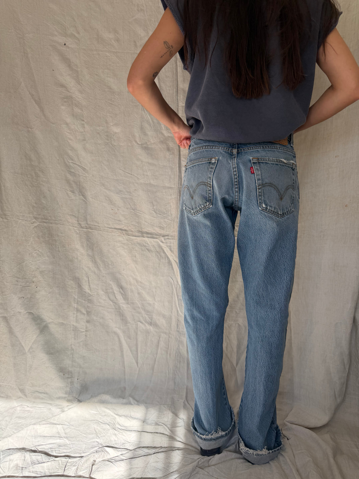 Medium/Light Wash Distressed Levi’s 517 05