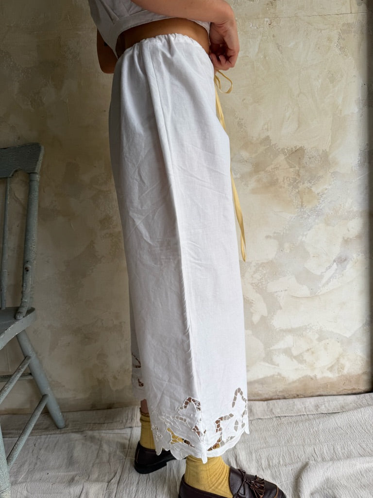 Handmade Floral Cutout Bloomer Pants 02