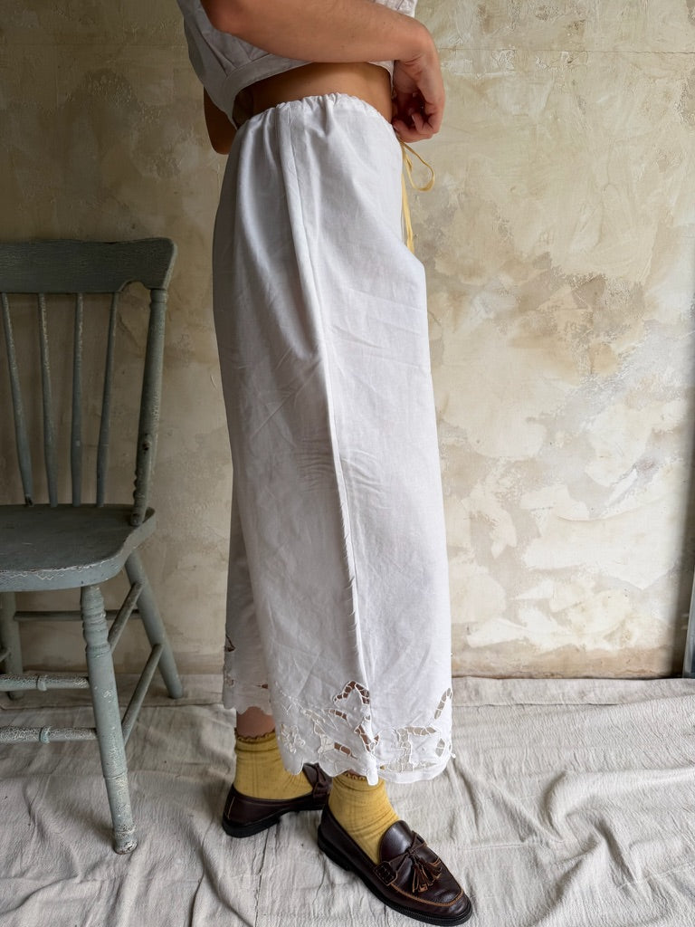 Handmade Floral Cutout Bloomer Pants 02