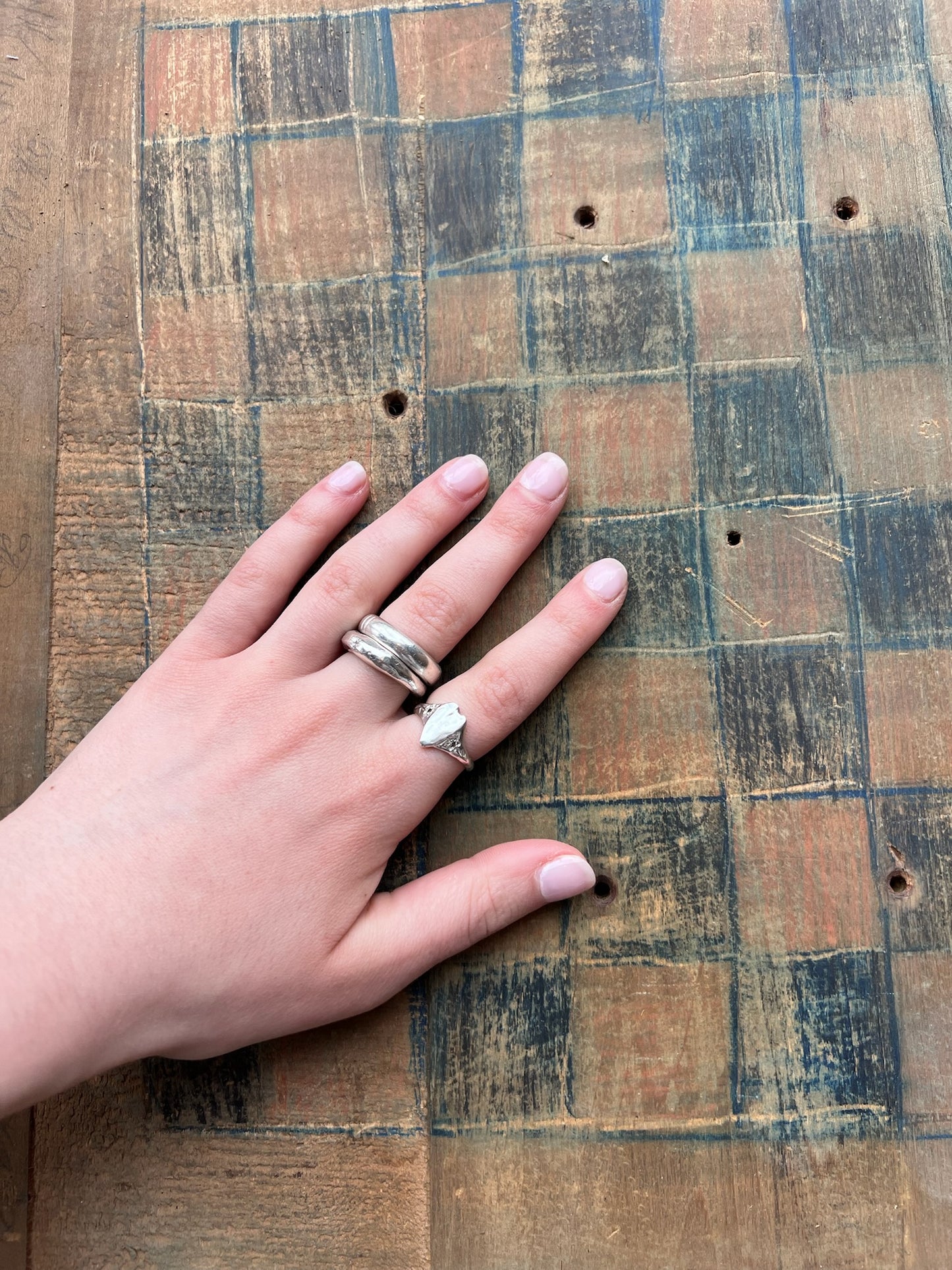 Heart Signet with Engraved Flowers + Sapphires by Rosalind Studio