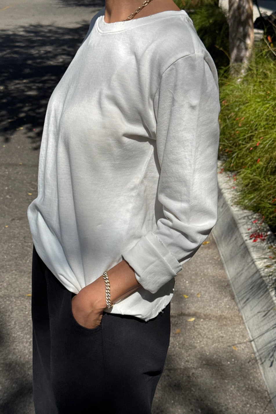 Everyday Long Sleeve Tee in Vintage White by Le Bon Shoppe
