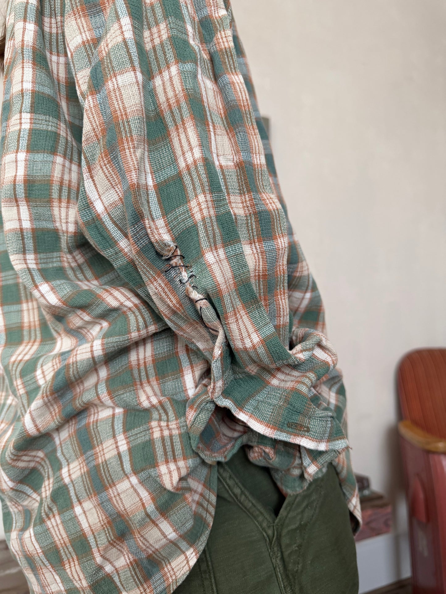 Suuuper Worn Plaid Button Up