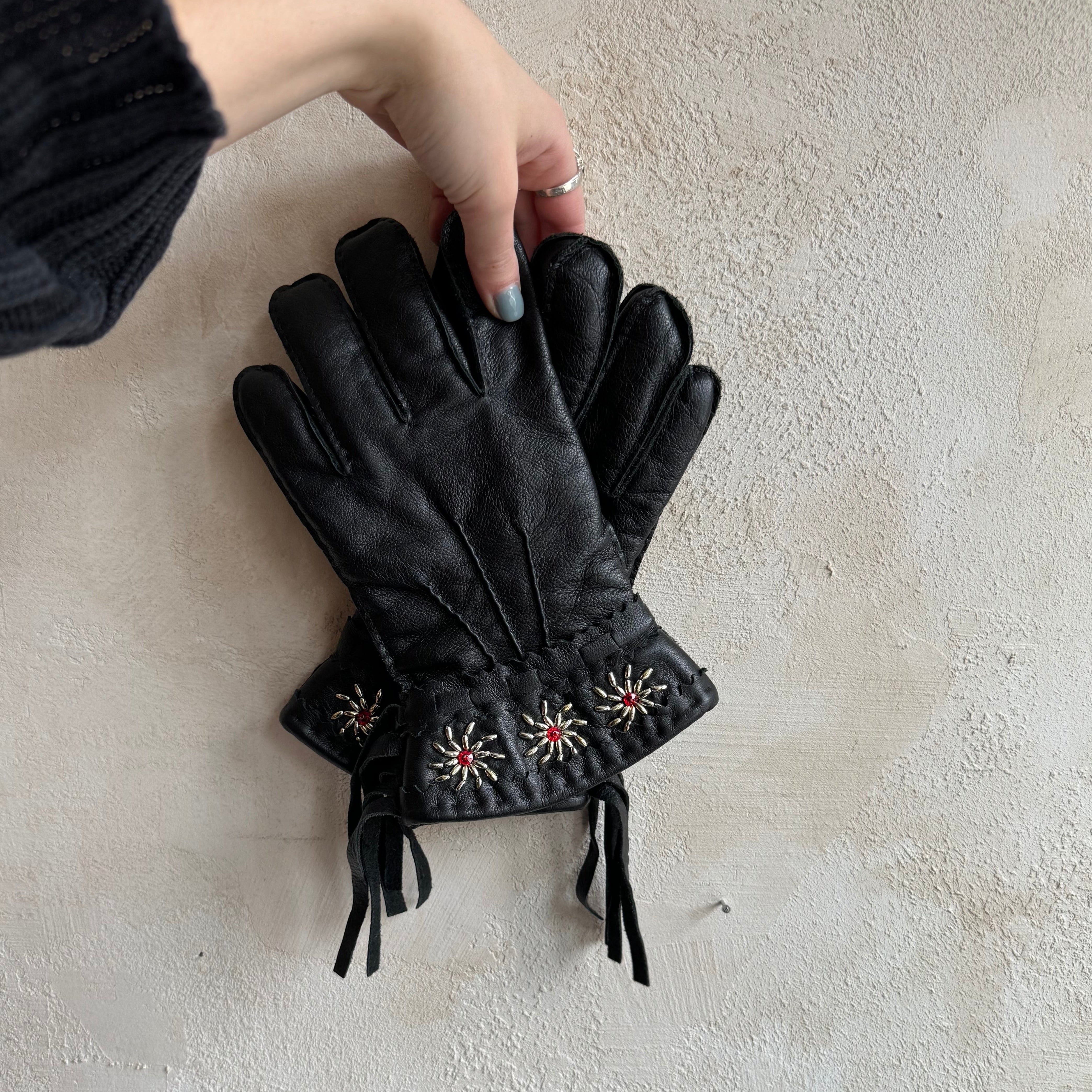 Leather Gloves With Floral Embellishment