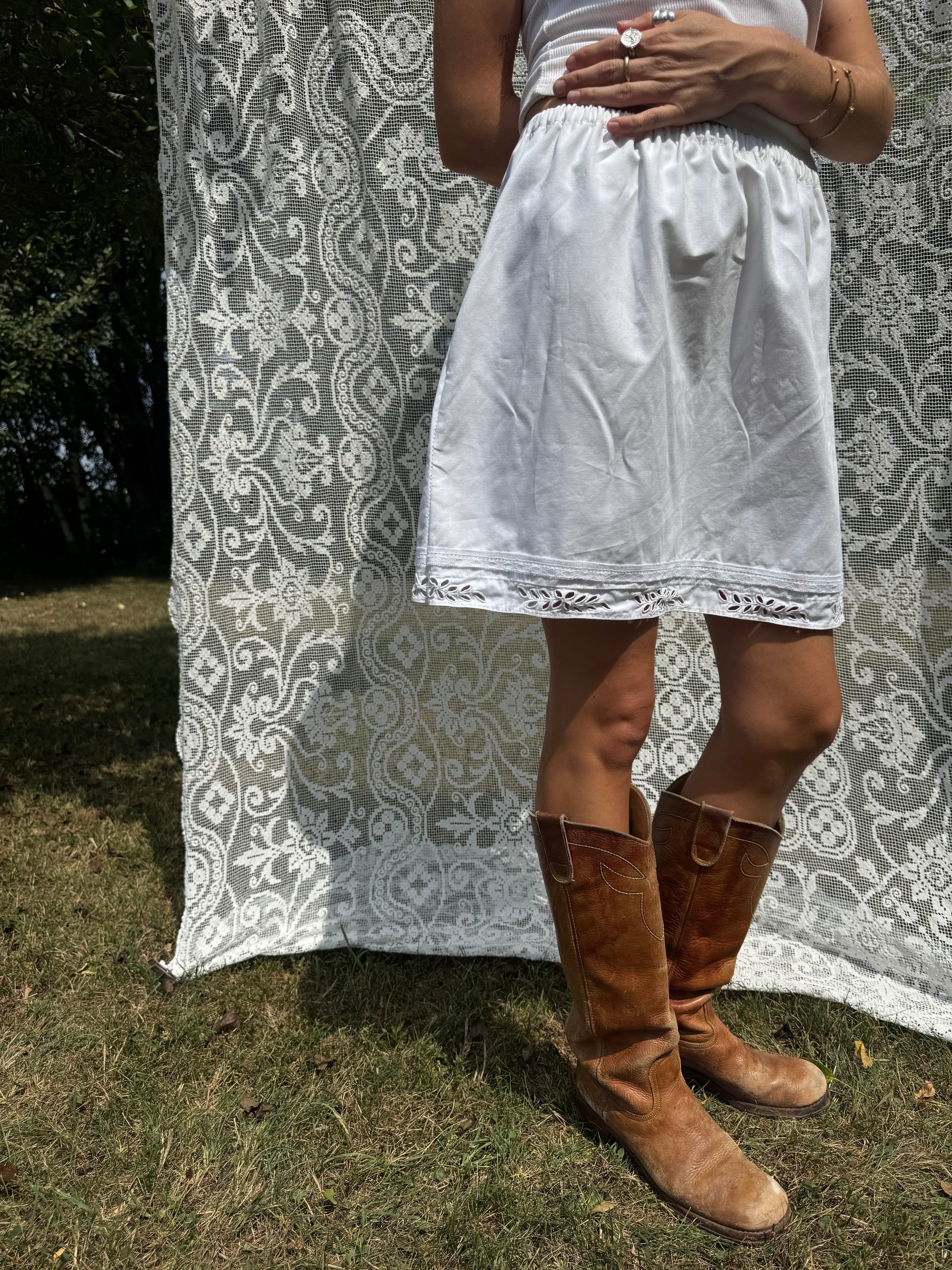 Reworked Italian Tablecloth Skirt 01 – The Wanderly