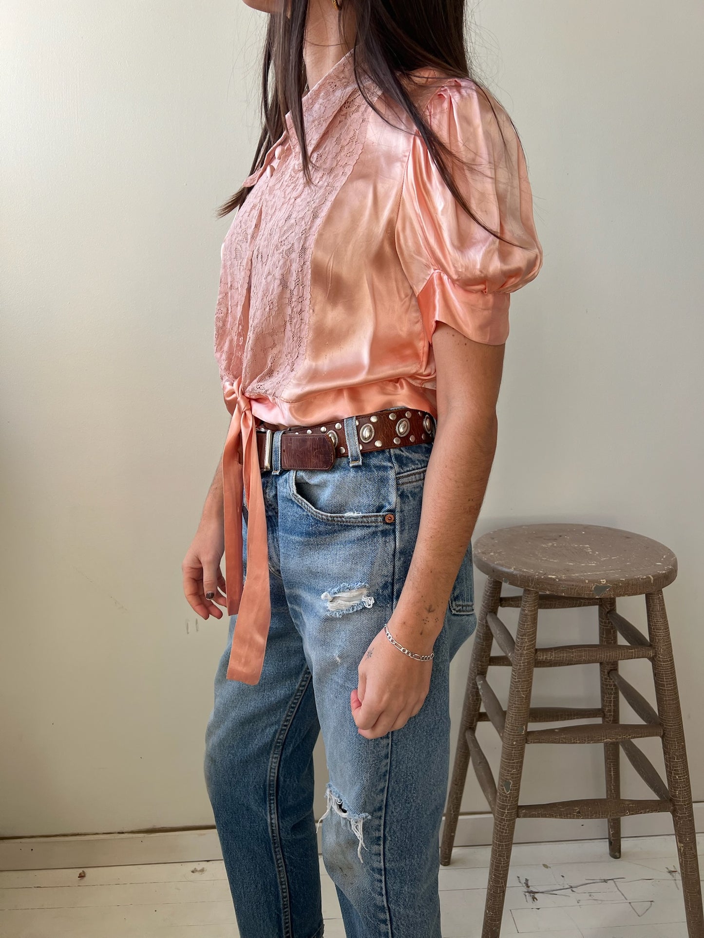 1930s Coral Silk Bed Jacket