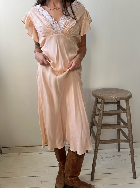 1930s Pale Pink Long Slip Dress