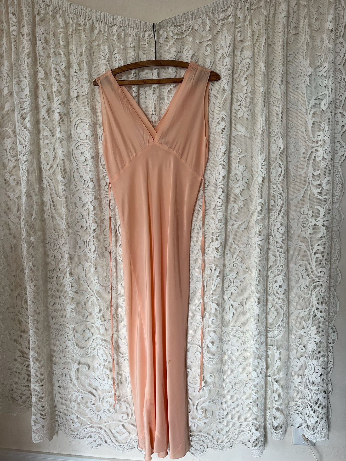 1930s Coral Embroidered Slip